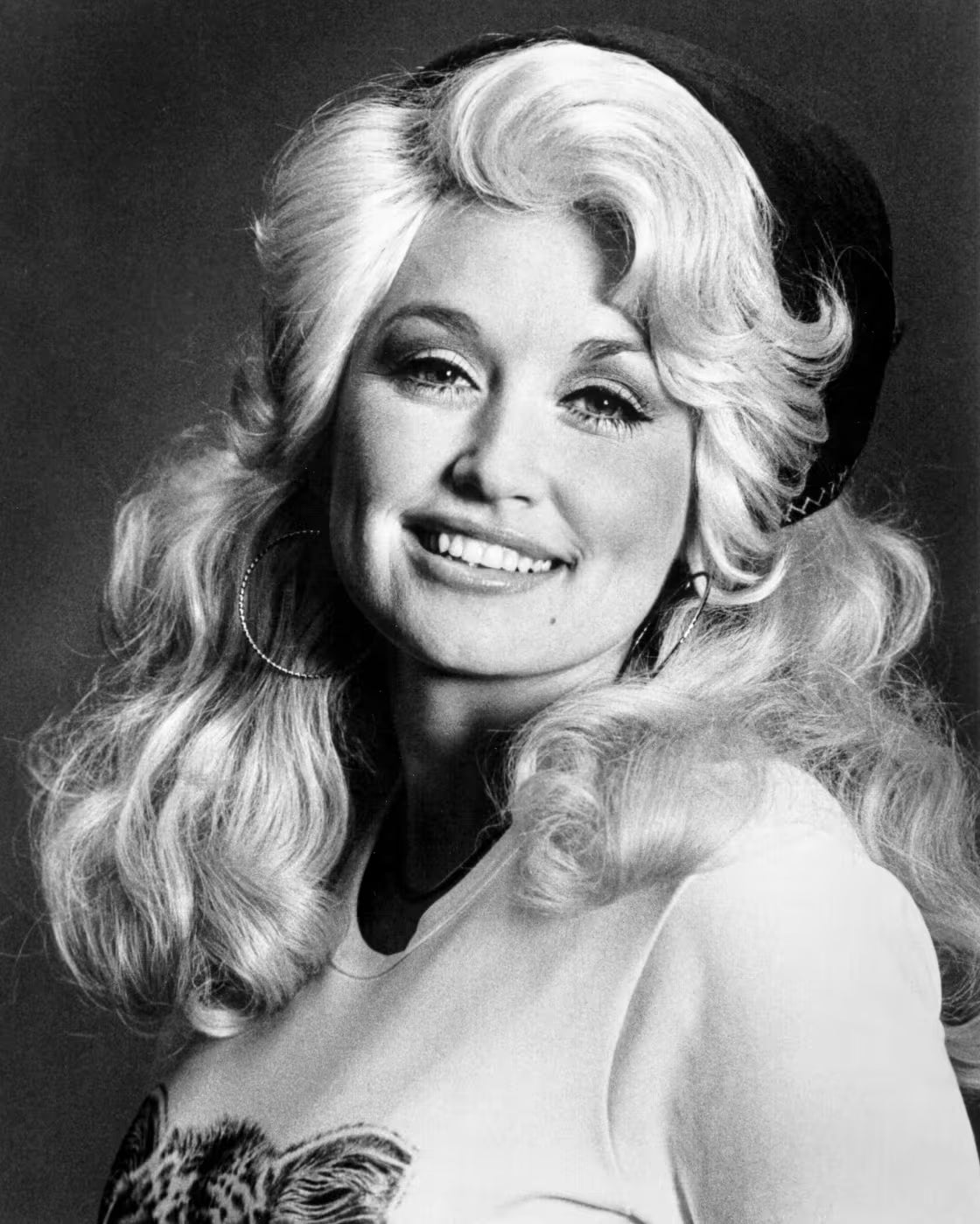 Dolly Parton at home in Tennessee — a tribute to the places that shaped her life and style