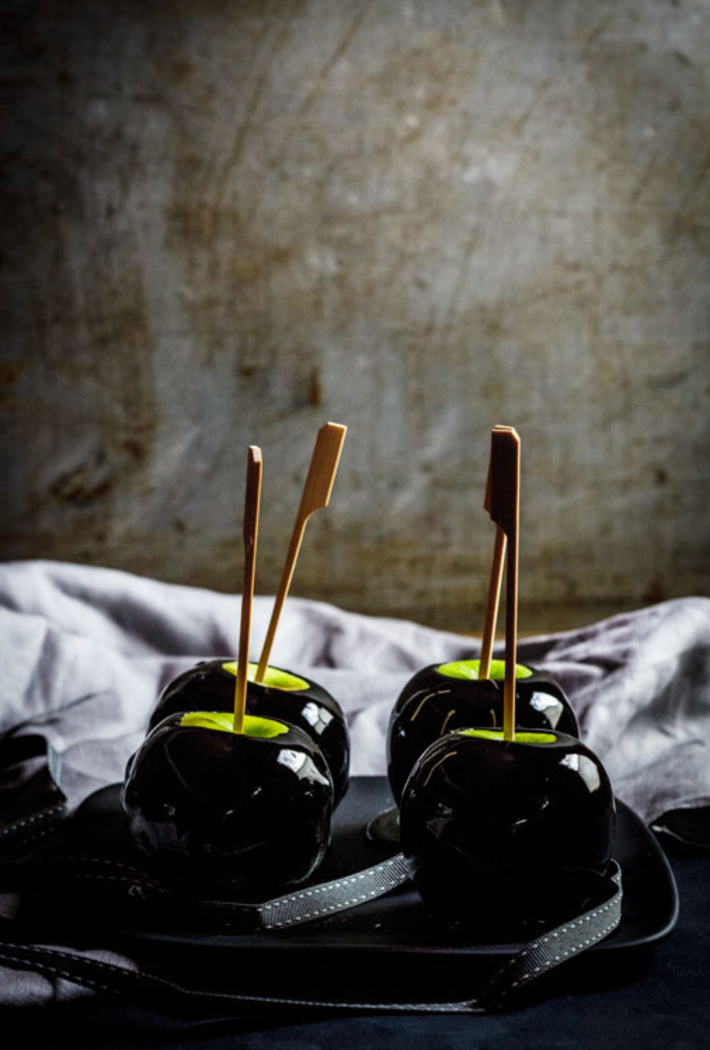 POISON TOFFEE APPLES FOR HALLOWEEN