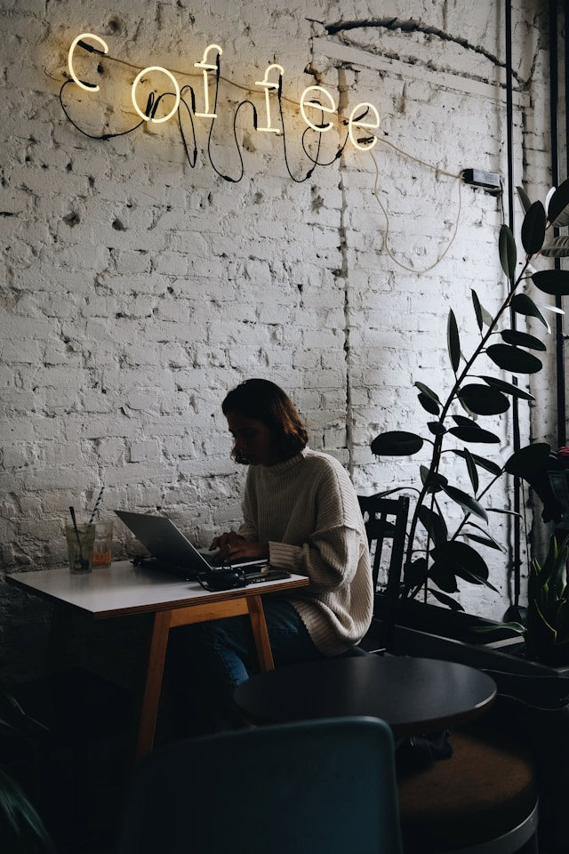 Toolkits for Interior Bloggers: From Mood Boards to Shopping Lists