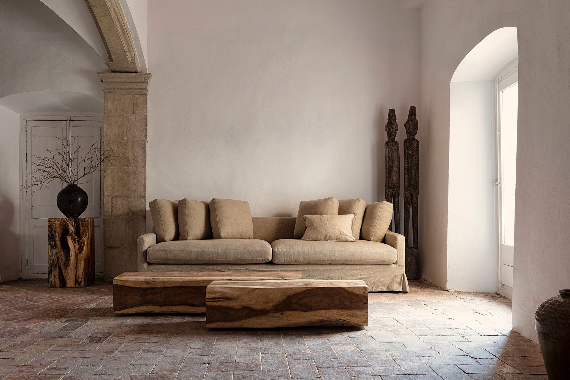 SCULPTURE (SET OF 2)