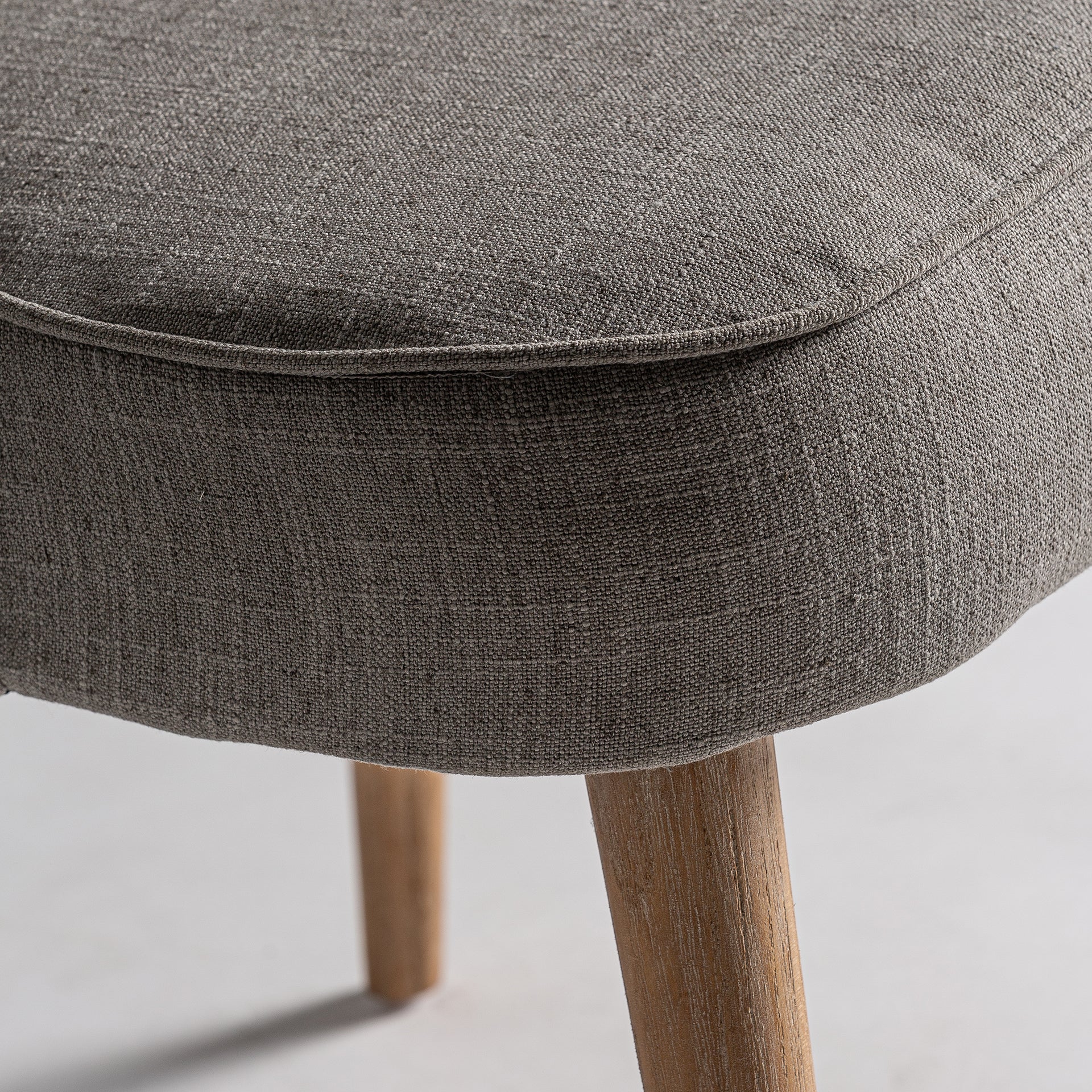 Calce Contemporary Velvet Chair - Grey