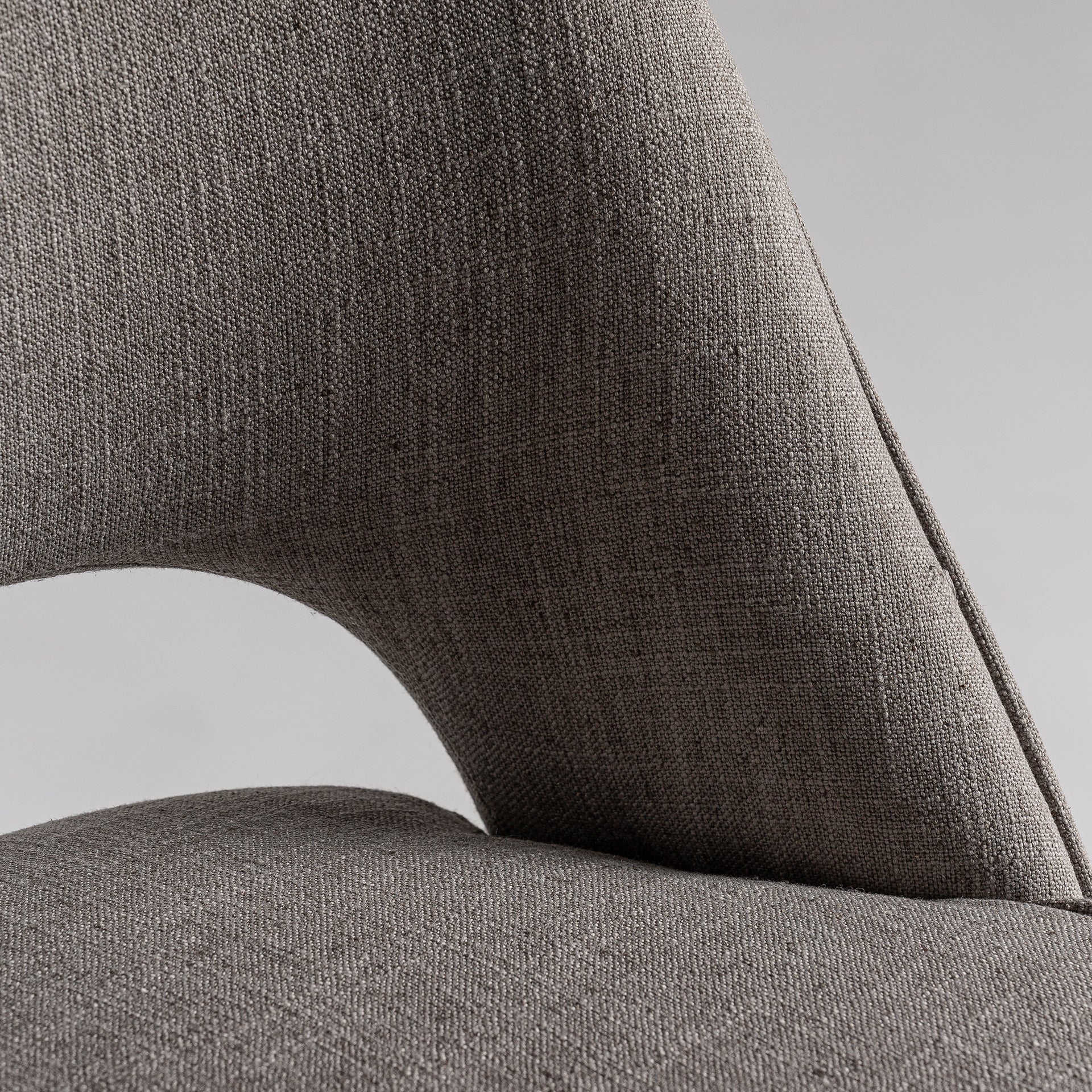 Calce Contemporary Velvet Chair - Grey