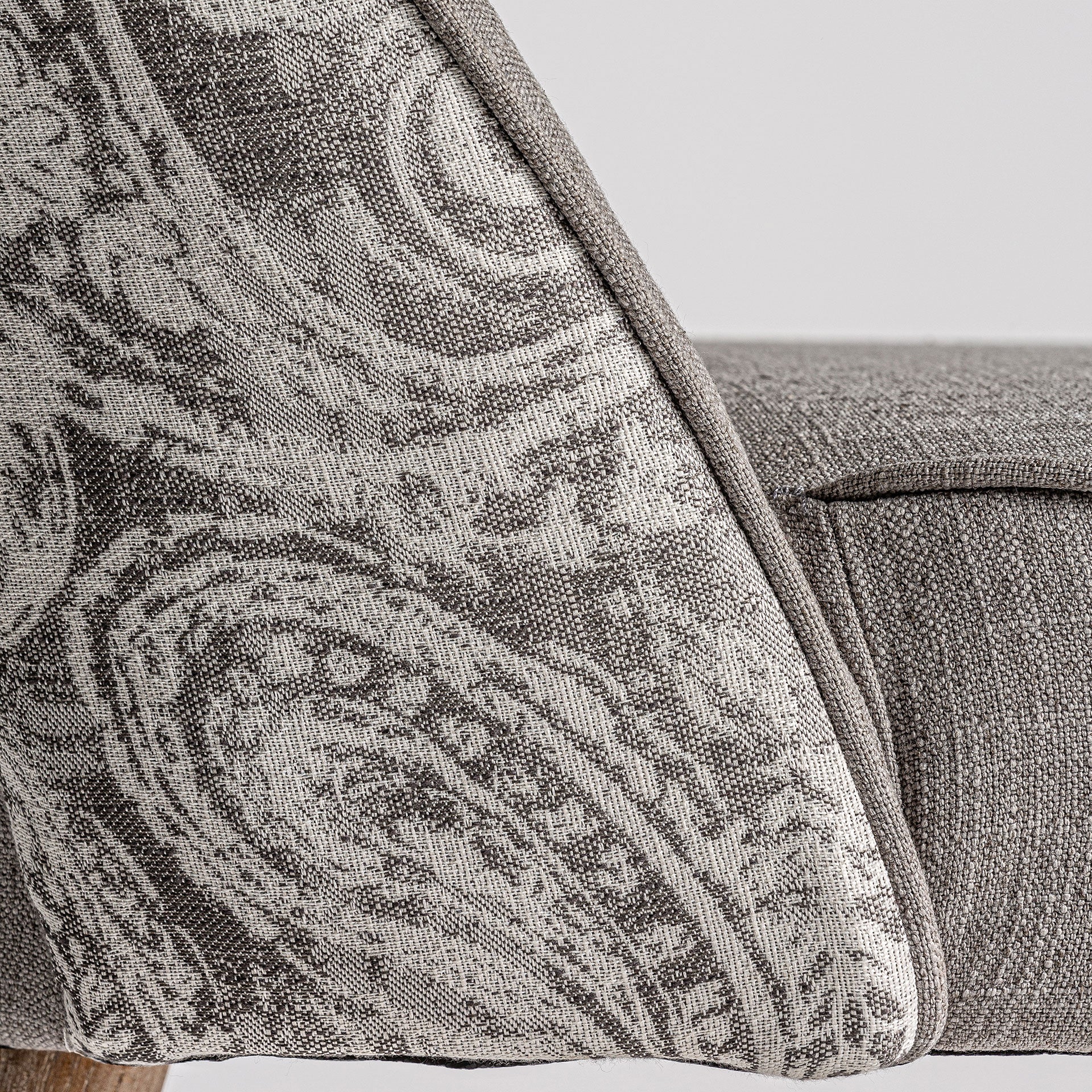 Calce Contemporary Velvet Chair - Grey