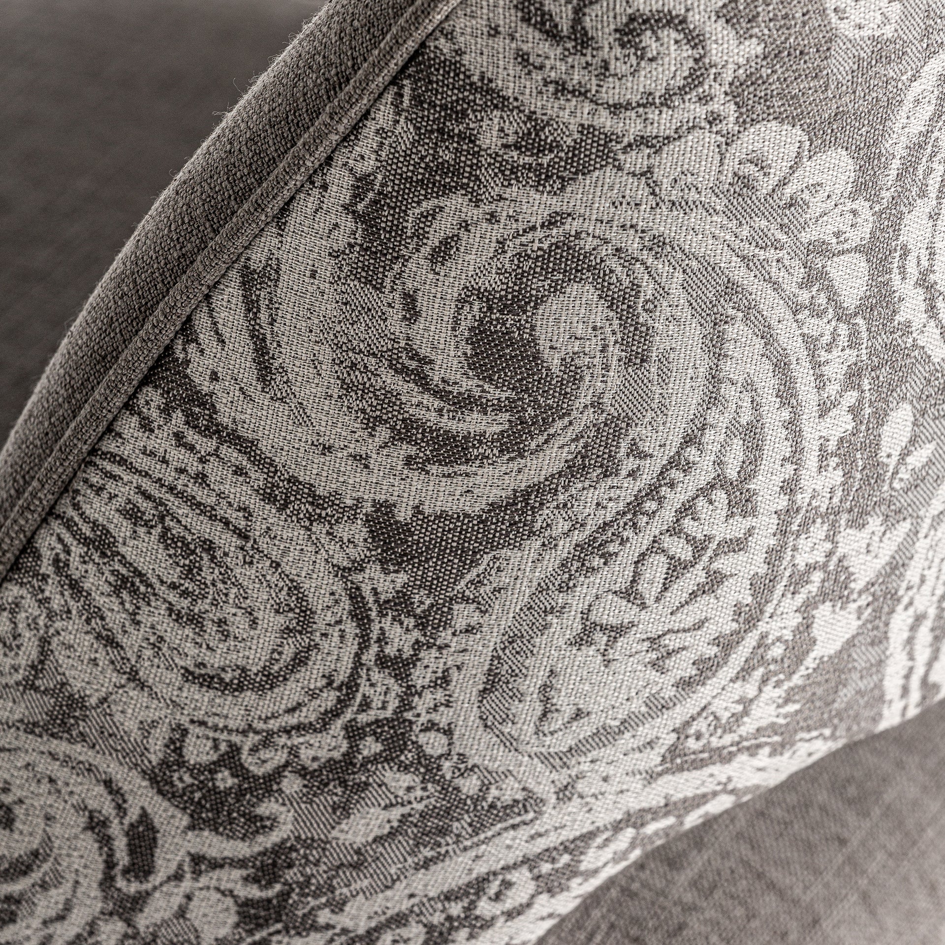 Calce Contemporary Velvet Chair - Grey