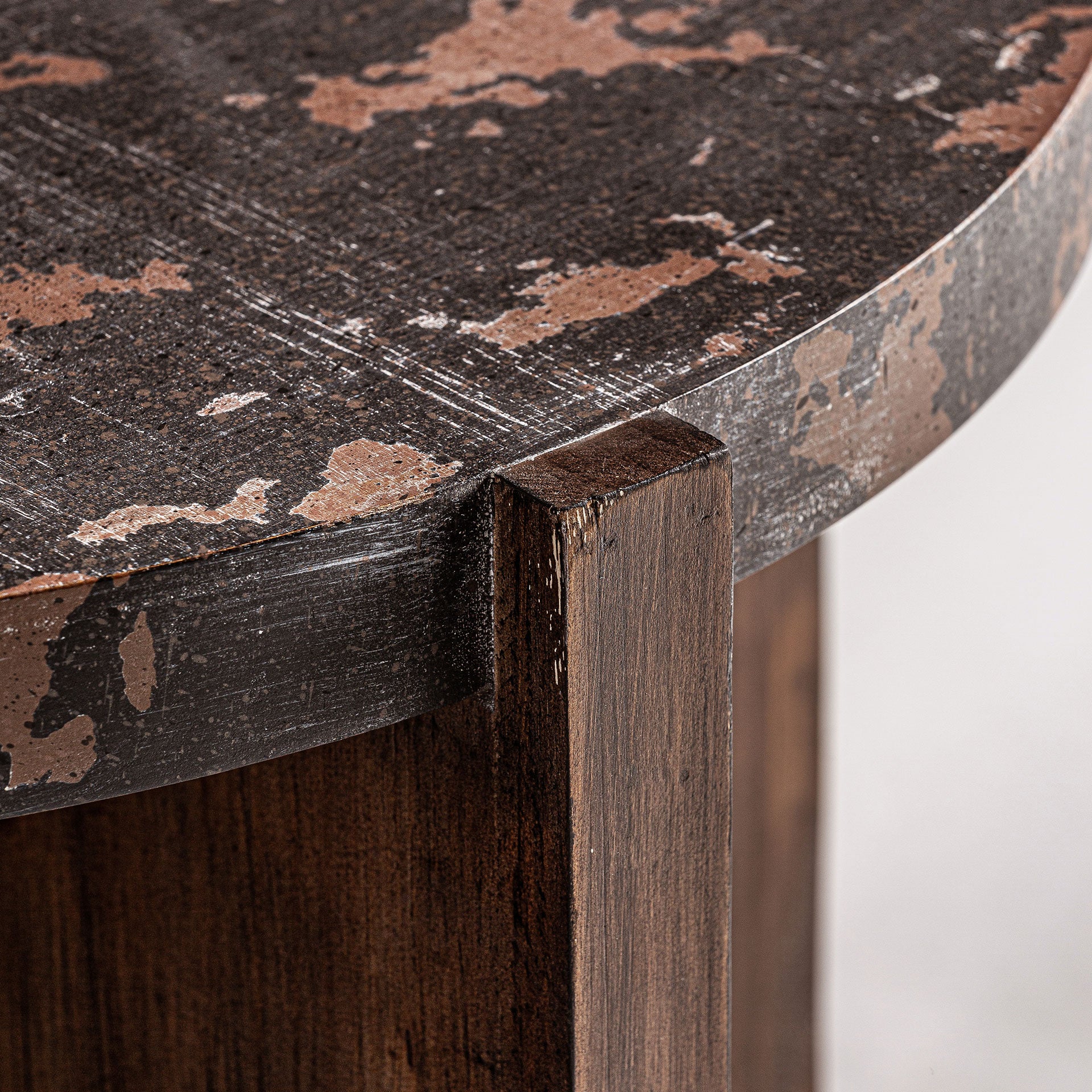 BANSAT COFFEE TABLE