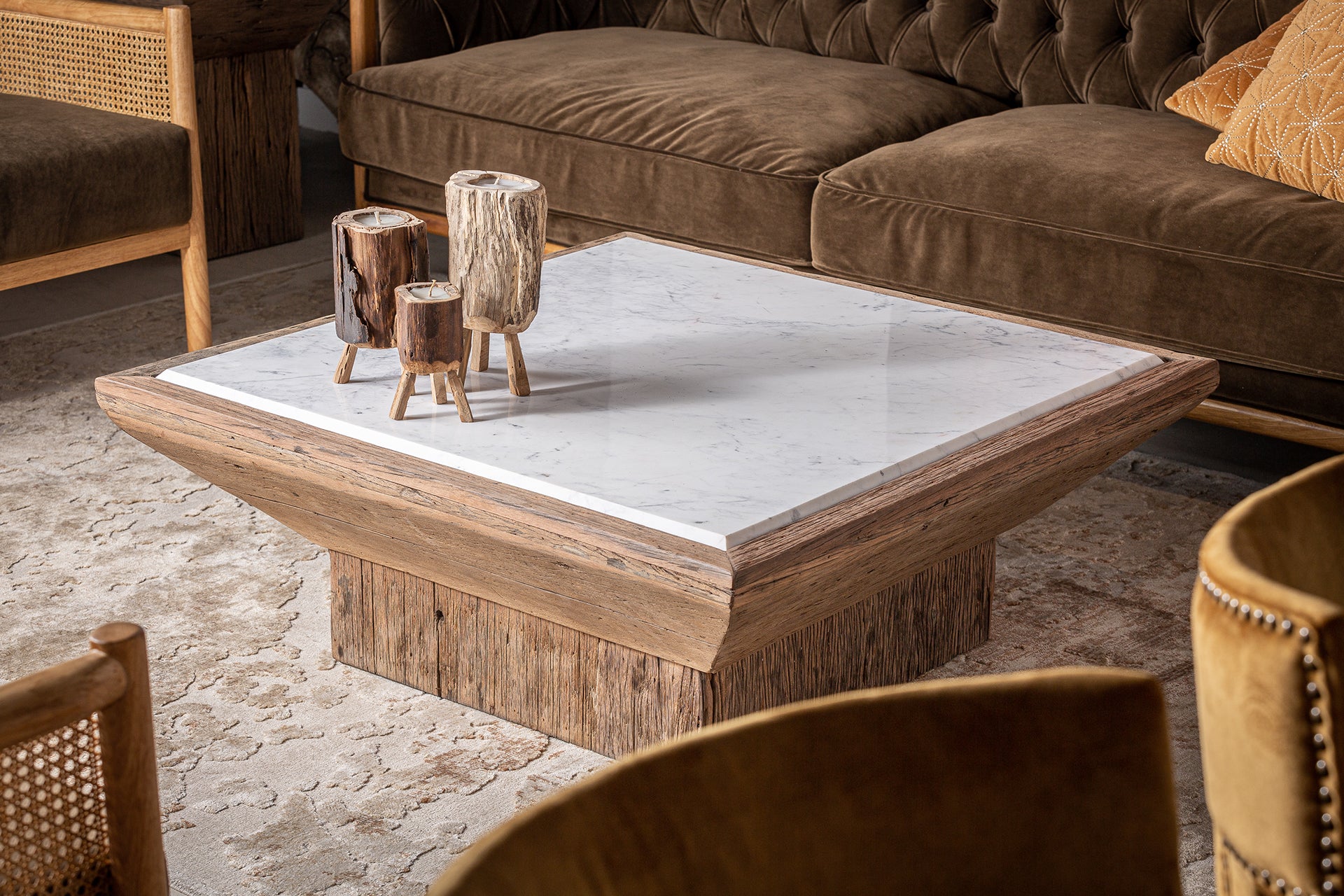 SAMSUN COFFEE TABLE