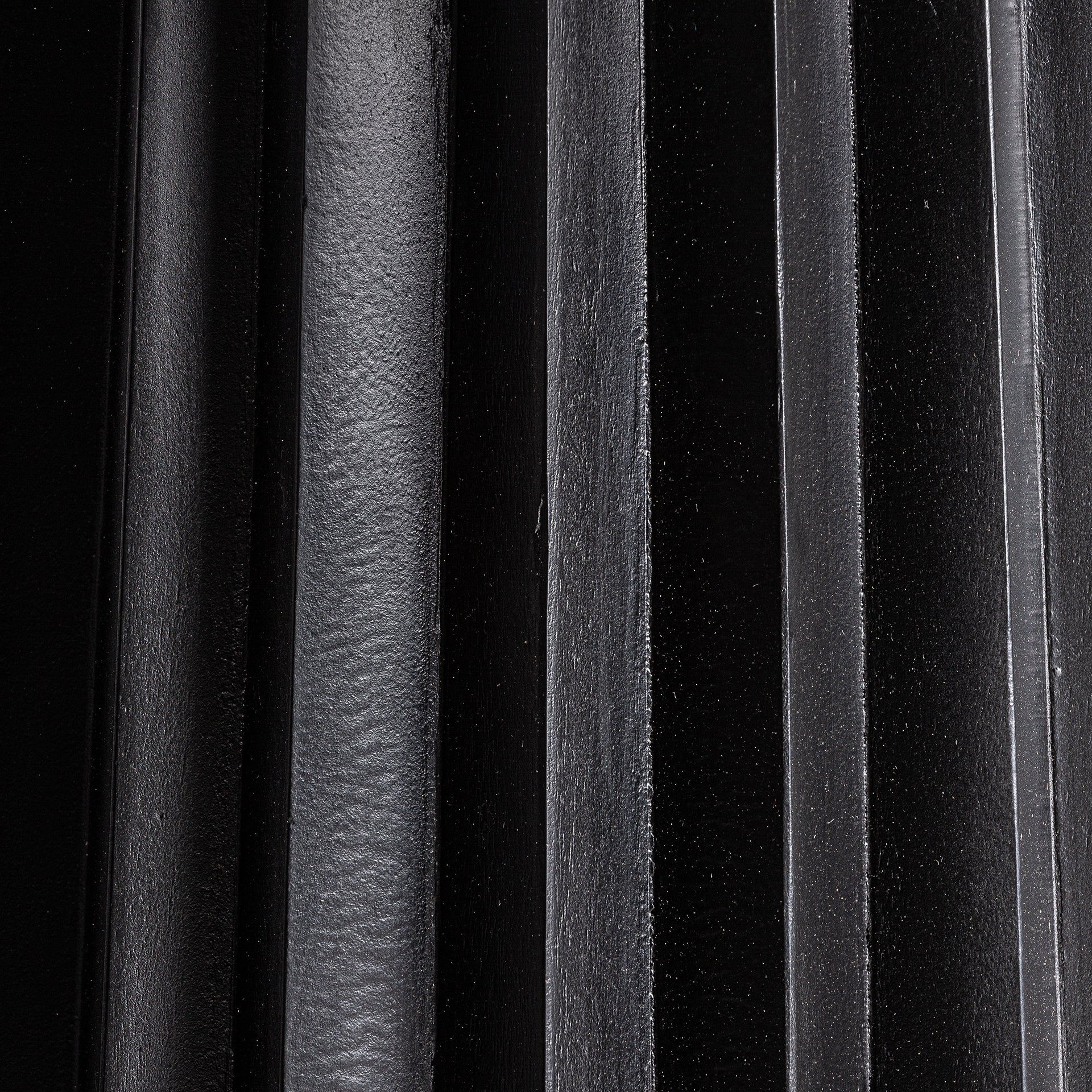 PLISSÉ WOOD BAR TABLE