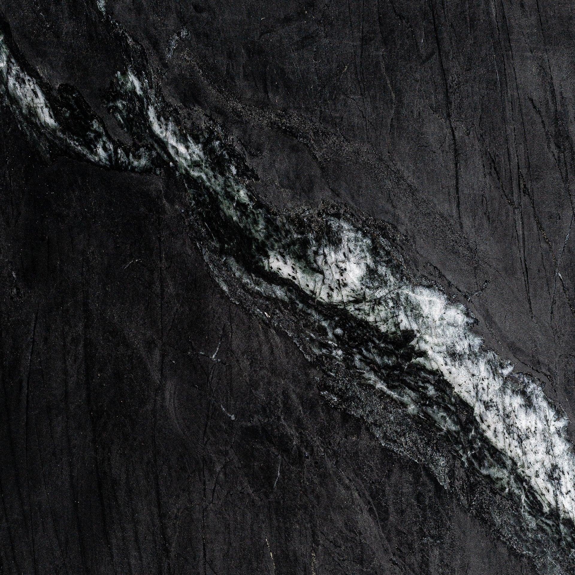 PLISSÉ WOOD BAR TABLE