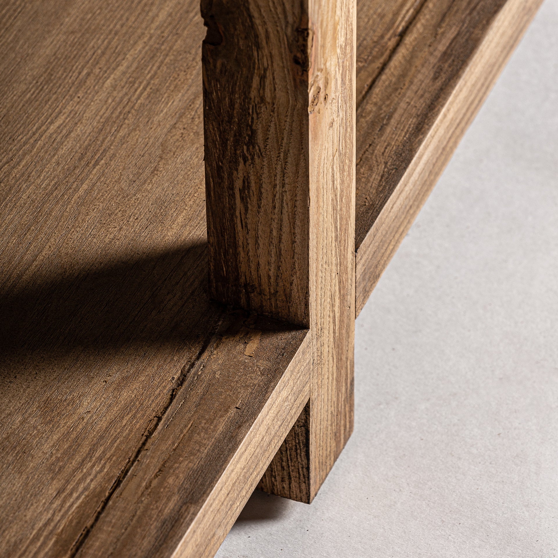 MAWGAN GLASS CABINET