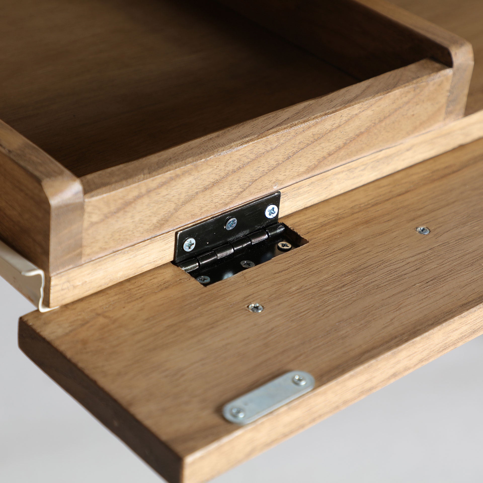 NYRY DESK