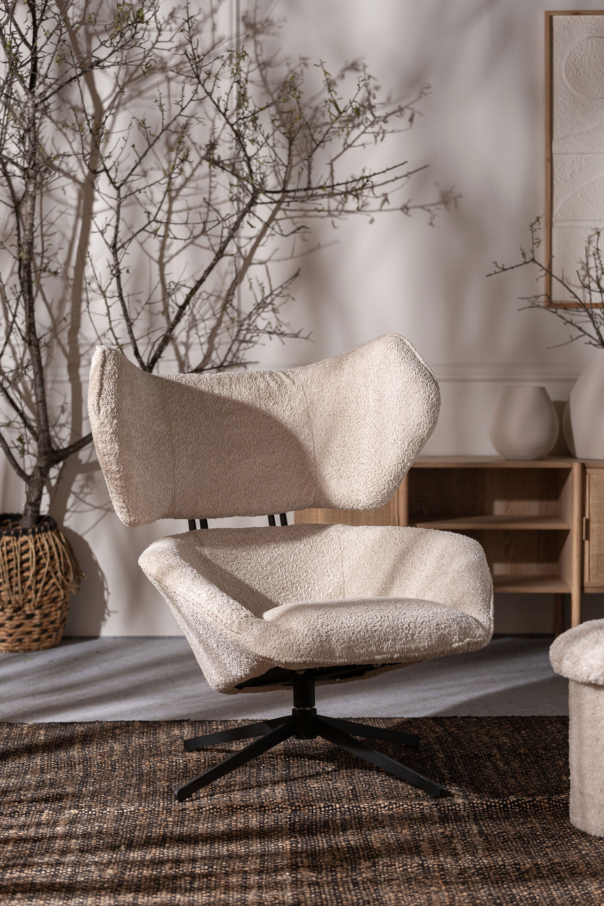 BOUCLÉ PRIVAS ROTATIVE ARMCHAIR