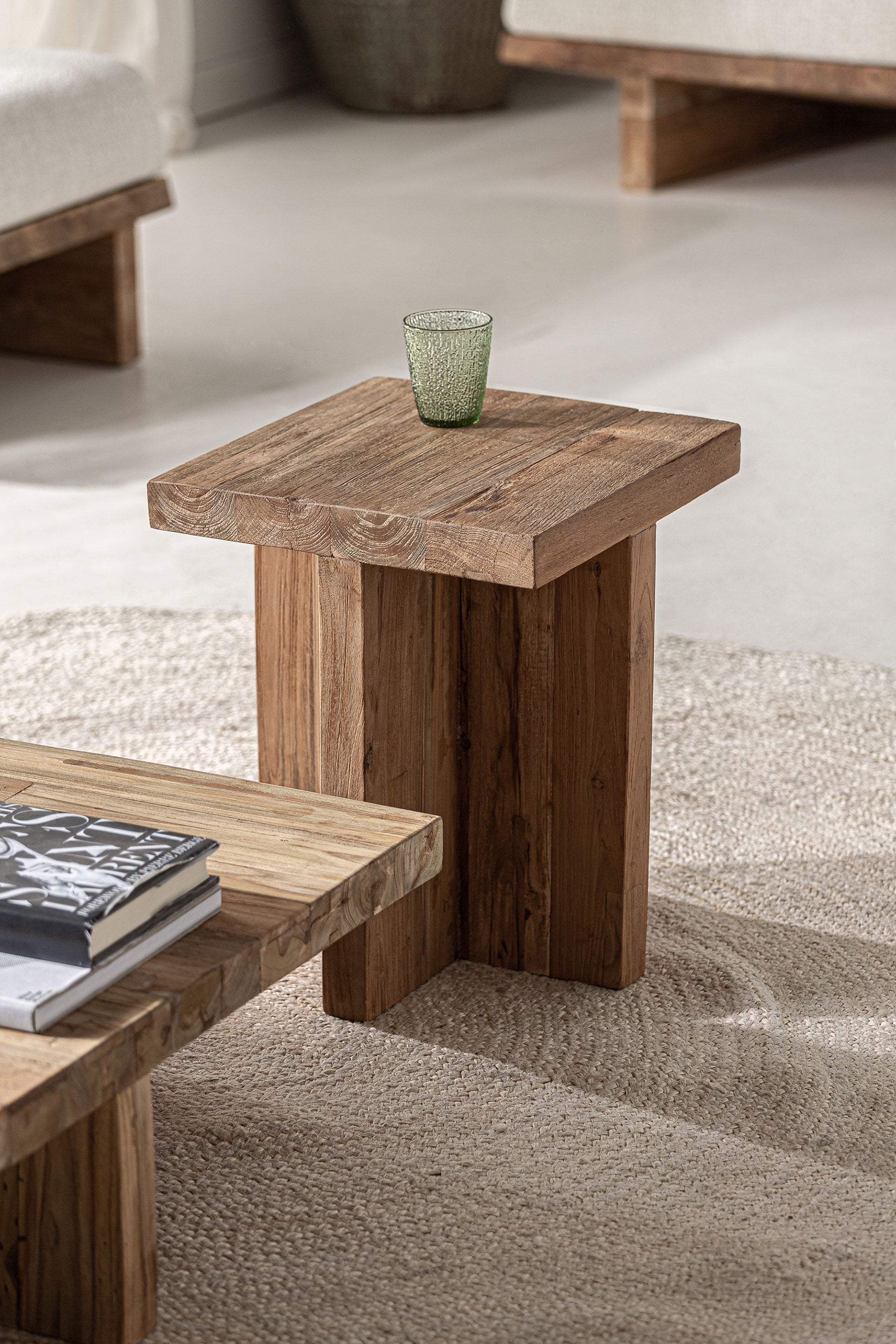 PURE SIDE TABLE