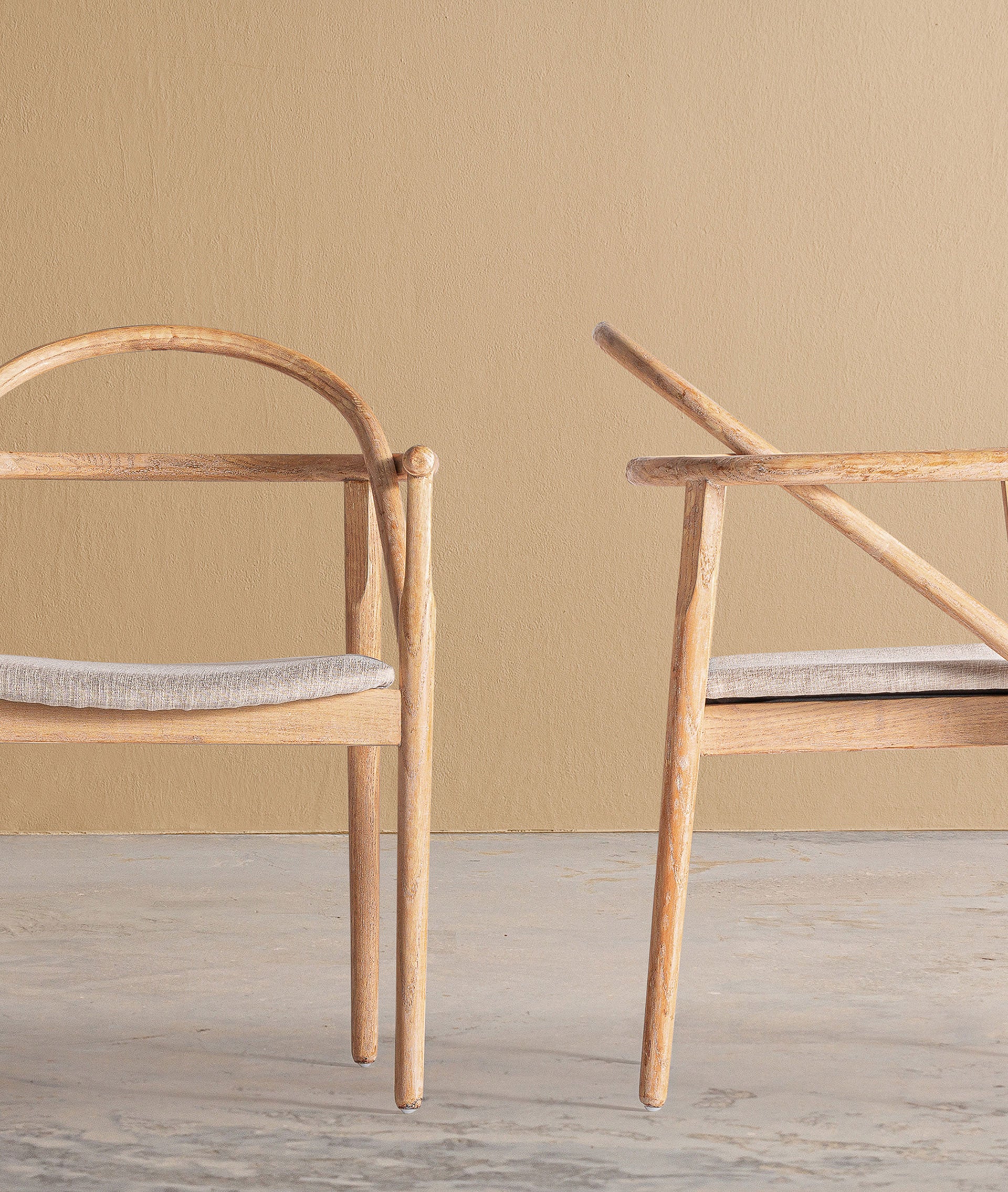 YVIERS CHAIR
