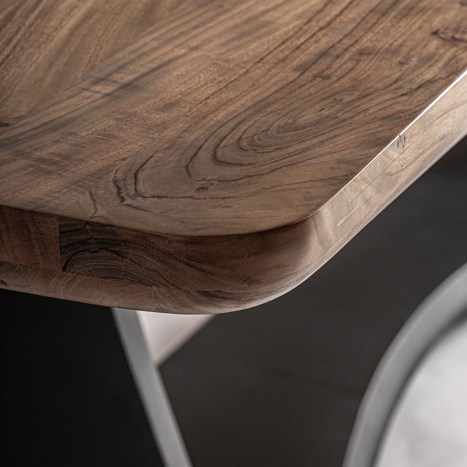 MULFINGEN DINING TABLE