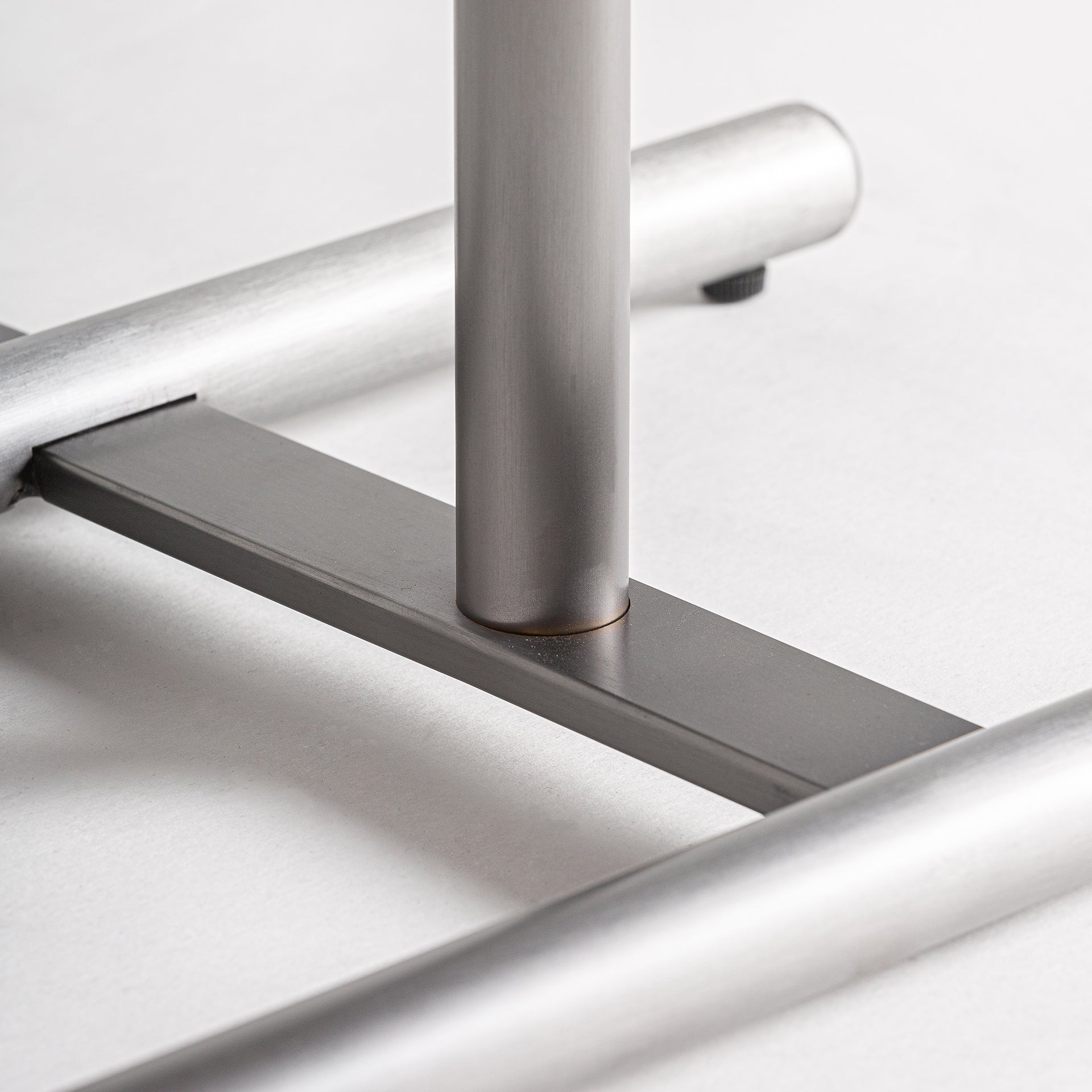 GEISINGEN SIDE TABLE