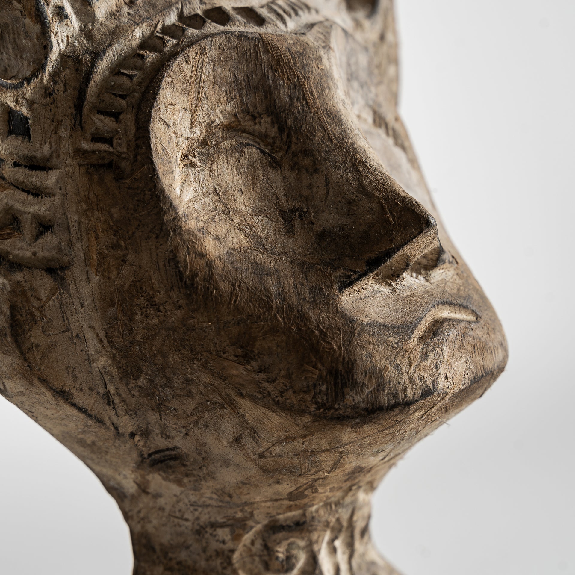 DECORATIVE FIGURE (SET OF 2)