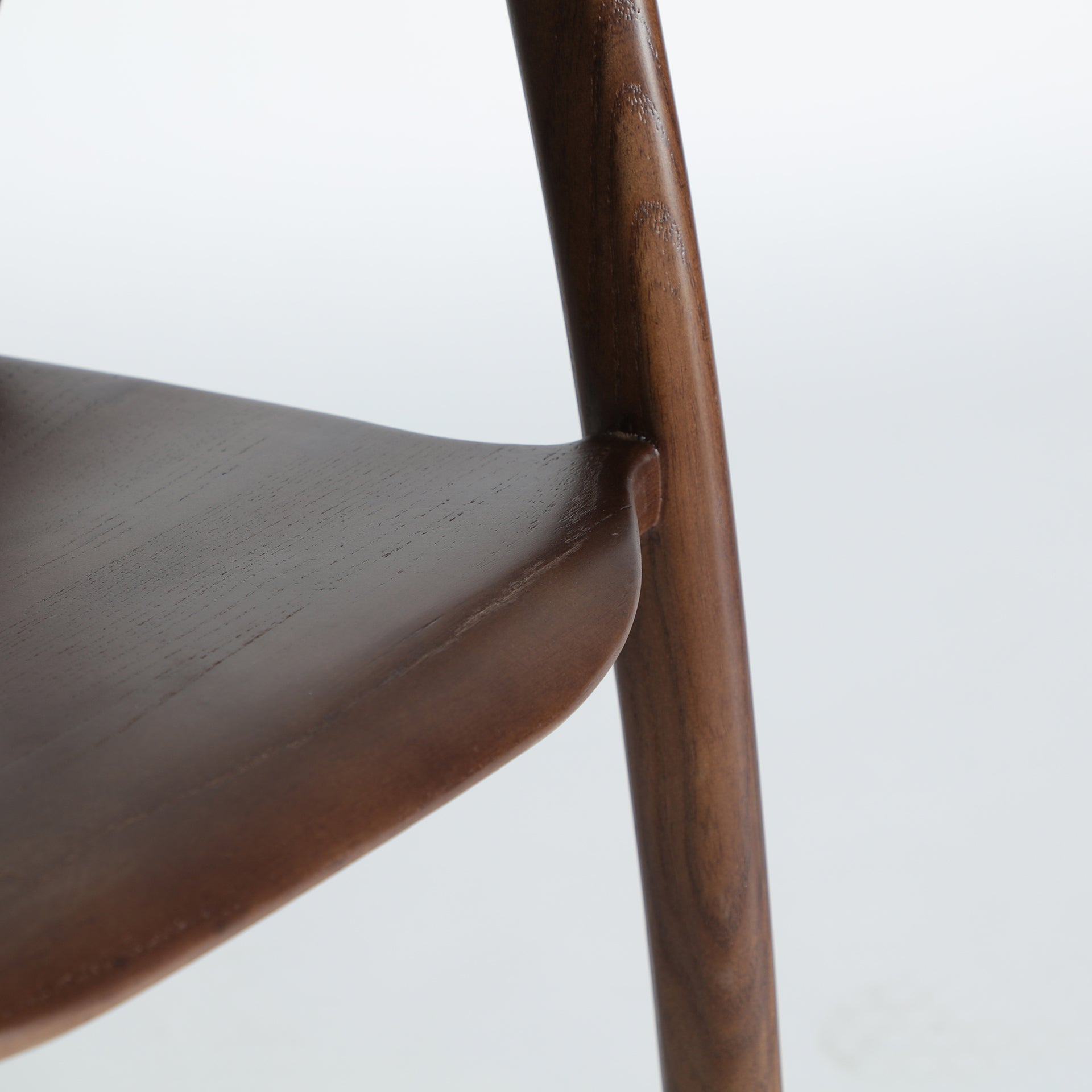 LABRIT CHAIR