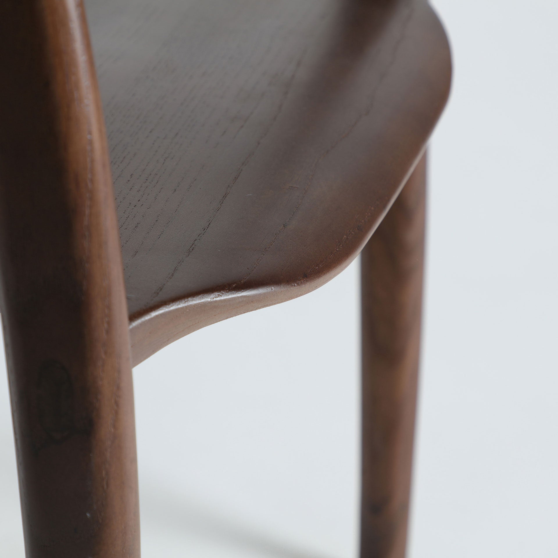 LABRIT CHAIR