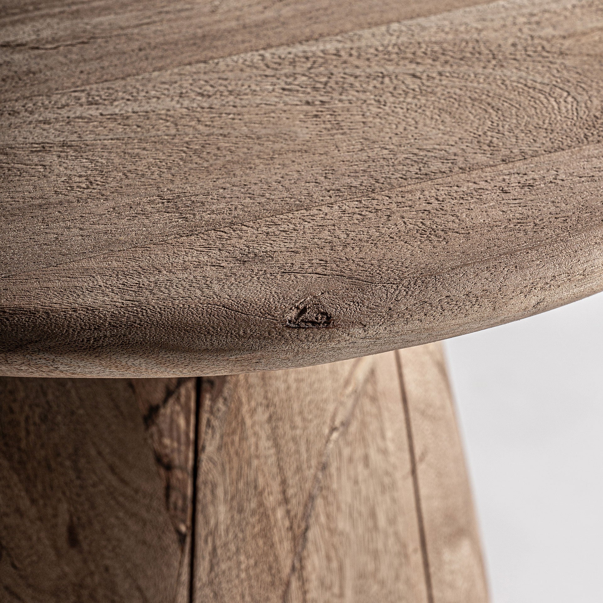 JACQUARD BAR TABLE