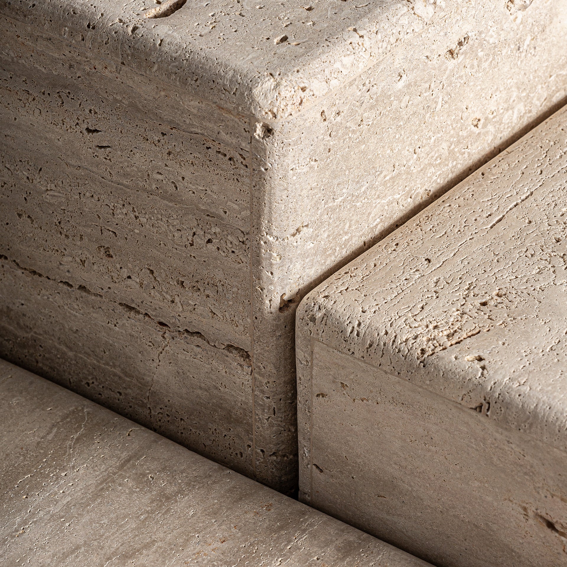 RAPOLANO COFFEE TABLE