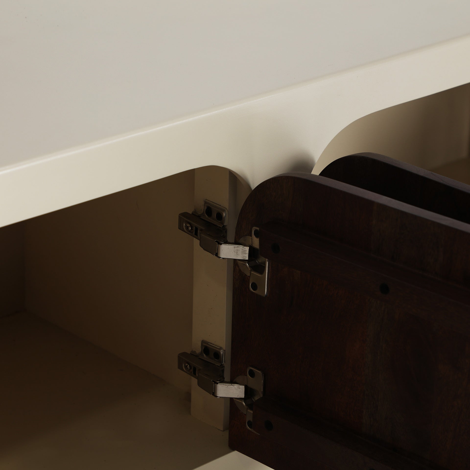 GLARIS TV STAND