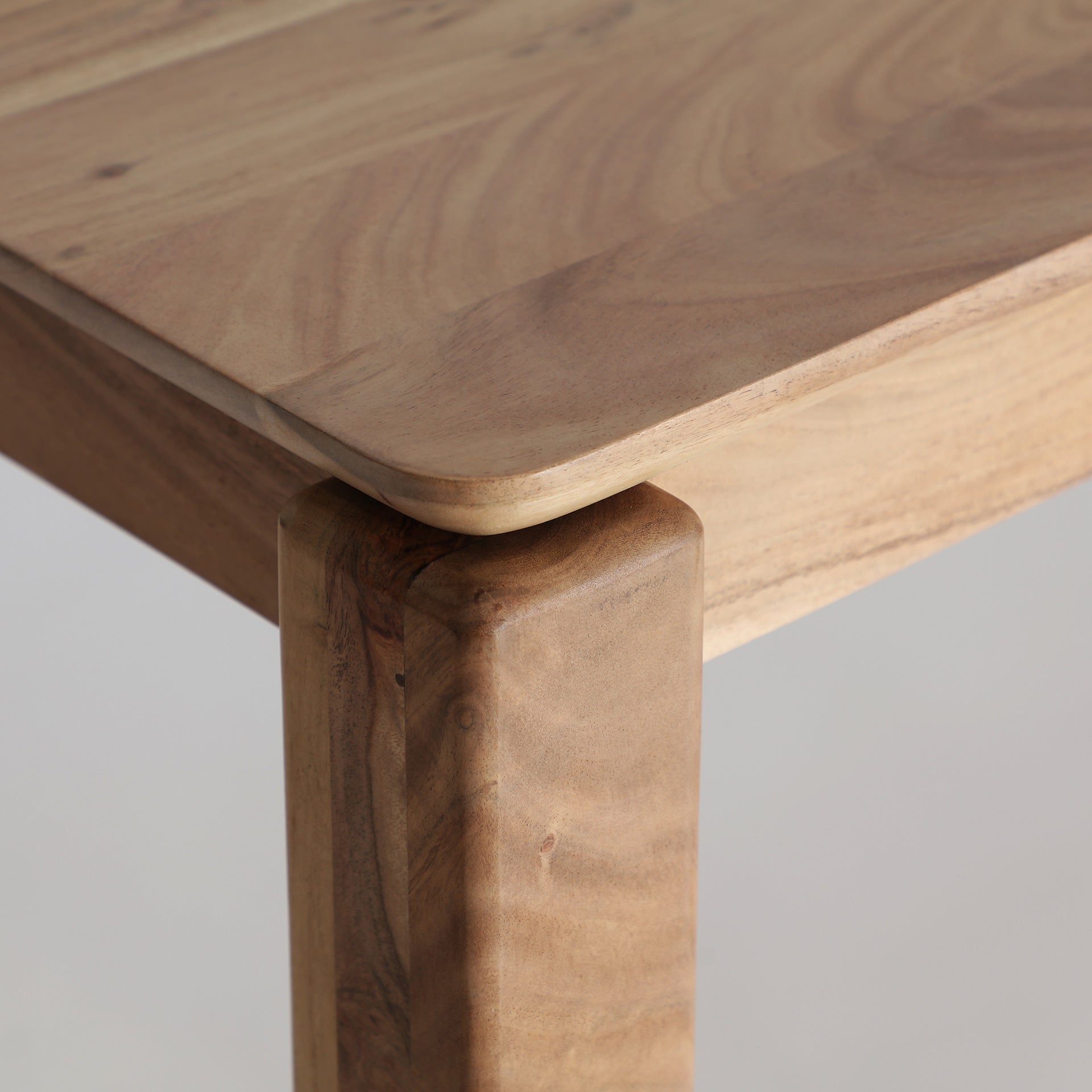 BREIL DINING TABLE