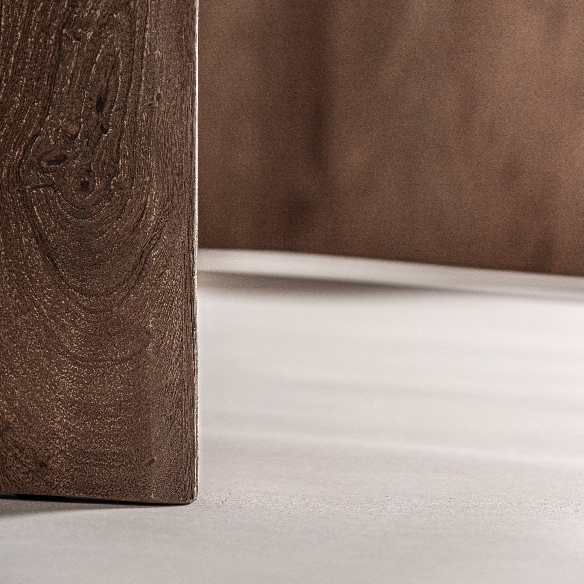 LENDINE DINING TABLE