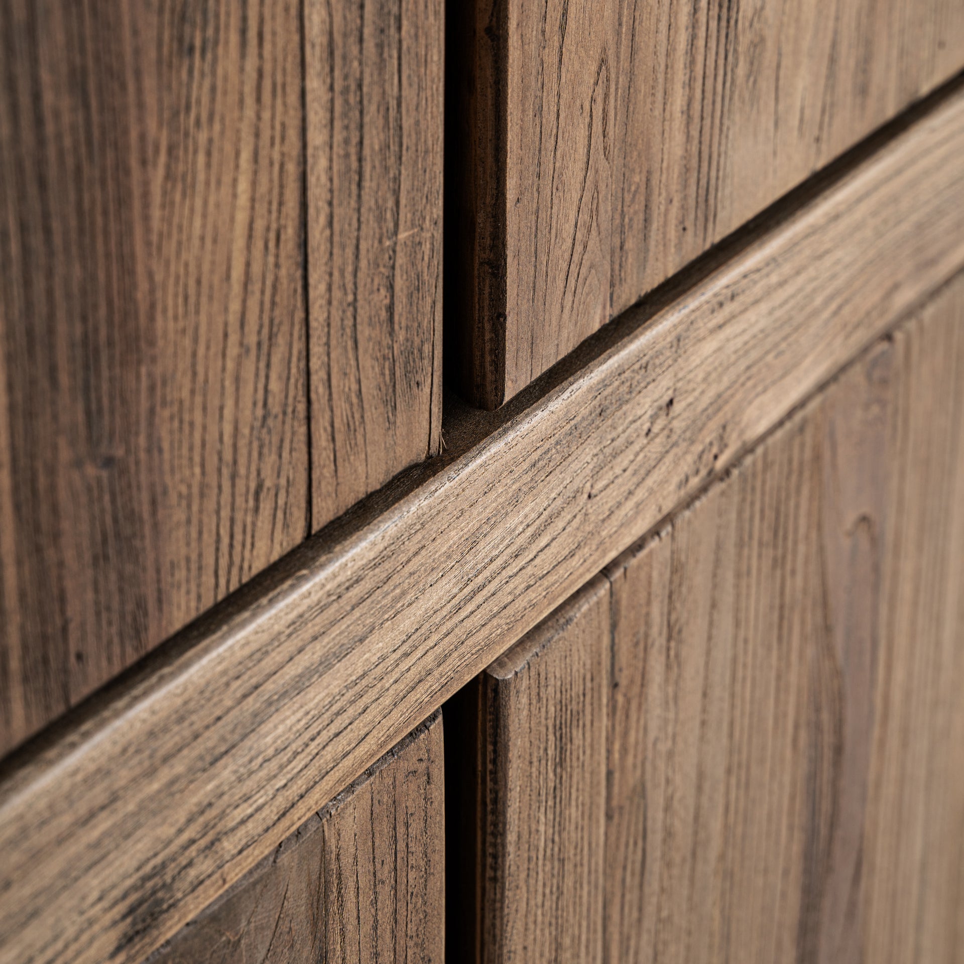 Norvik Contemporary Elm Wood Wardrobe - Brown