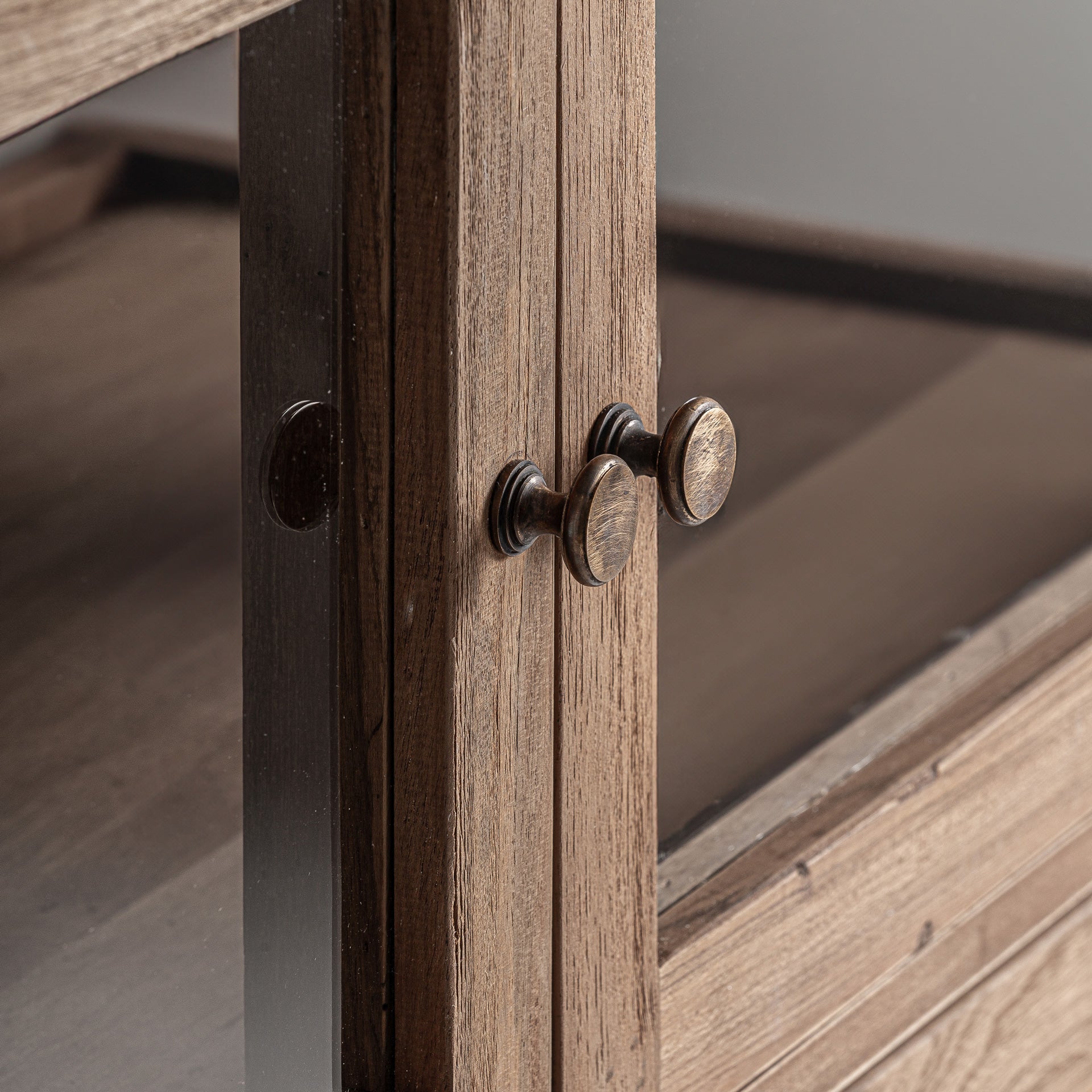 Sundsvall Glass Cabinet