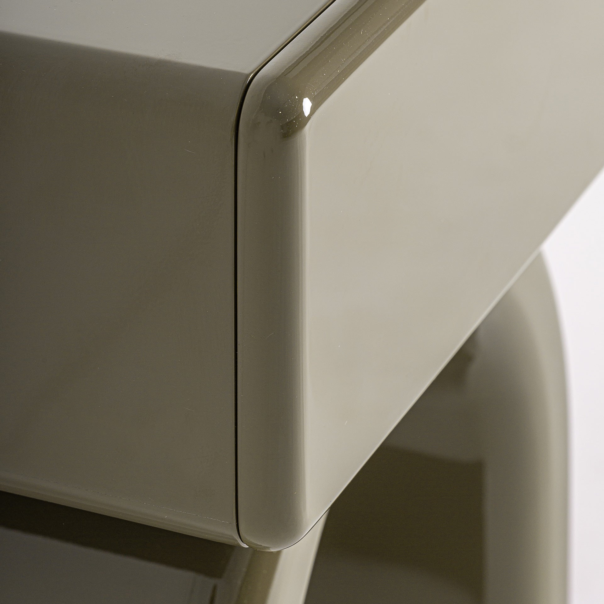 STAGE BEDSIDE TABLE