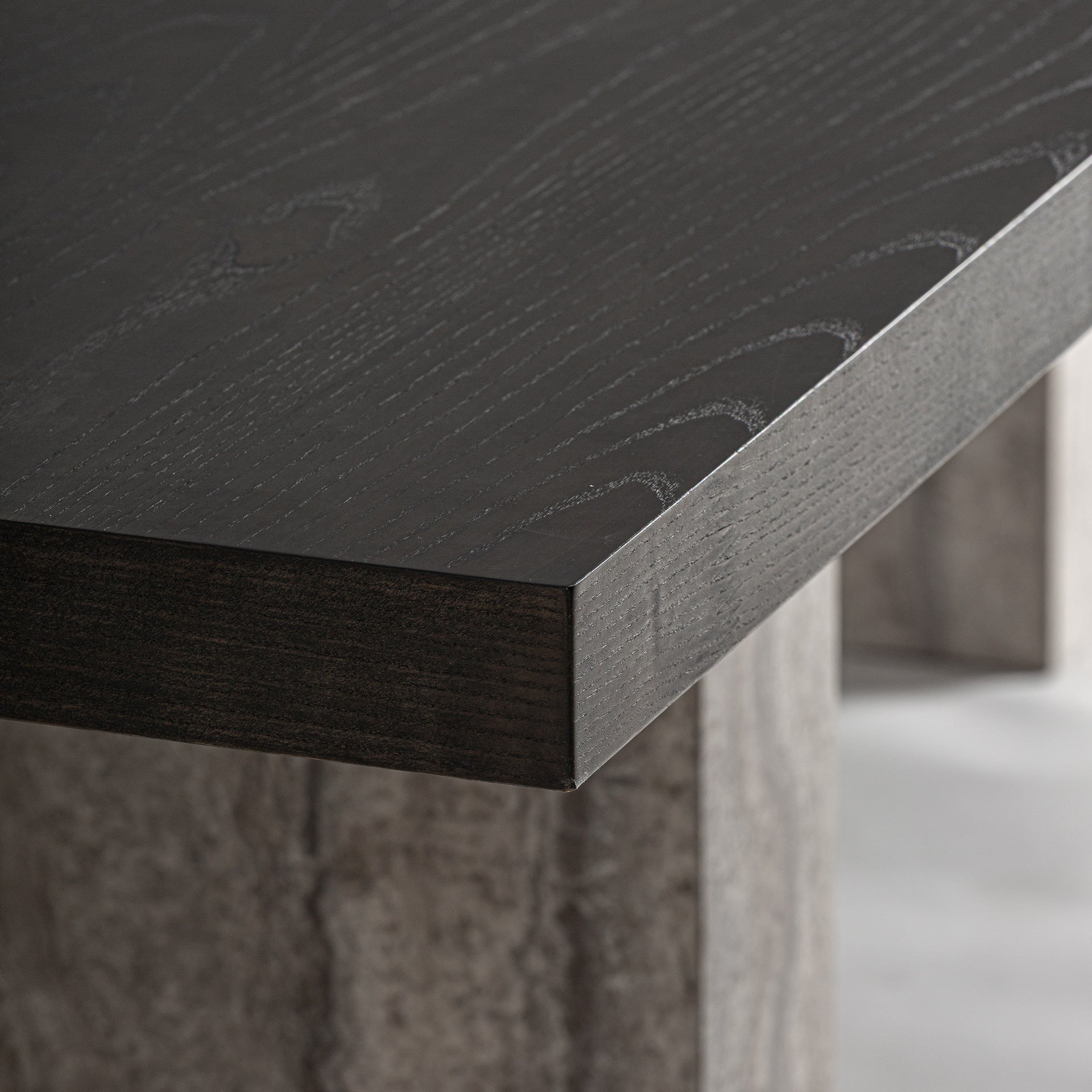RIGNAC TRAVERTINE & ASH WOOD DINING TABLE – GREY, BROWN & BRASS