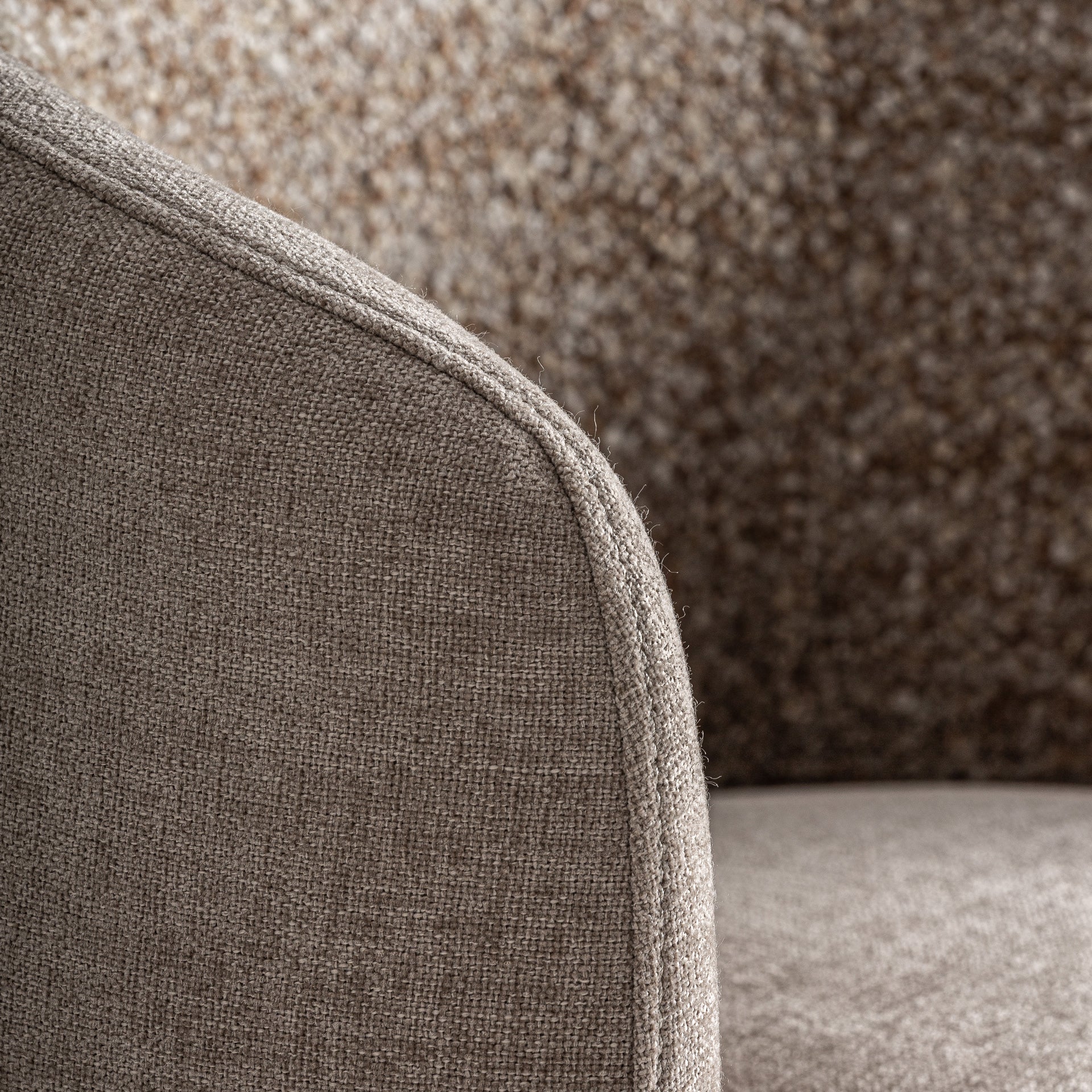 VIPITENO ROTATIVE ARMCHAIR