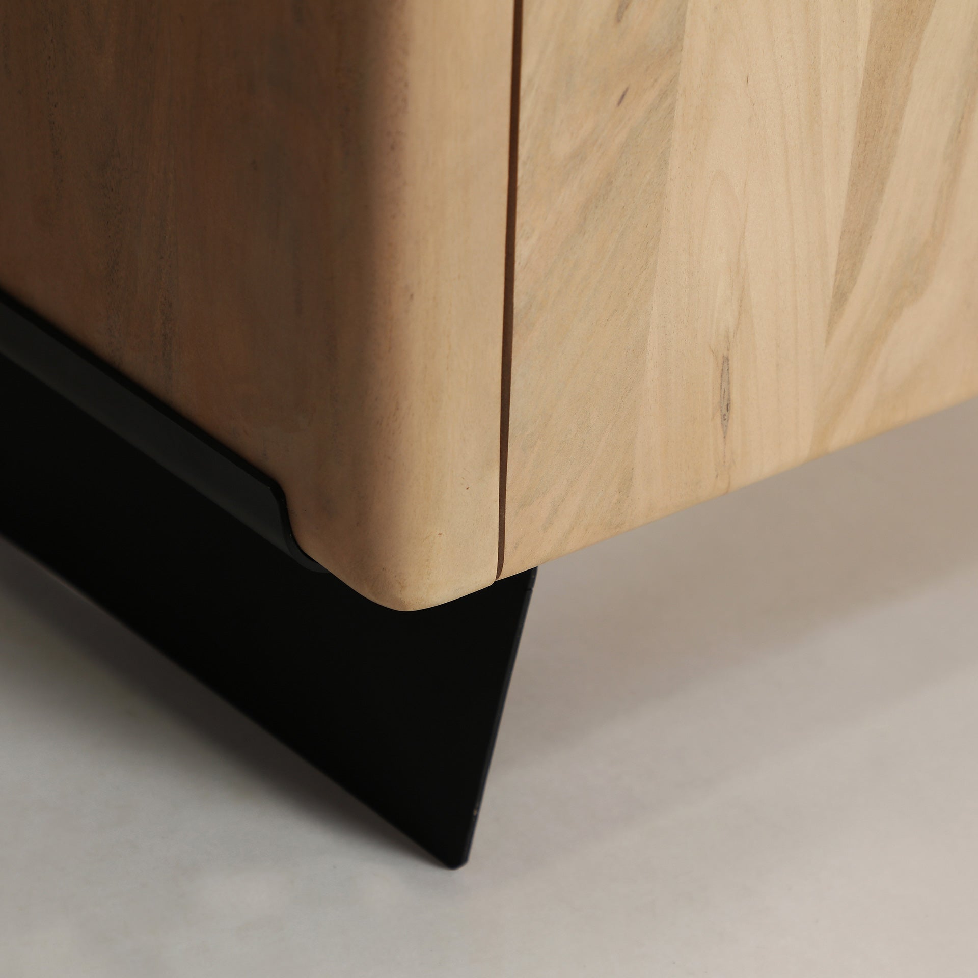 ALASSIO TV STAND