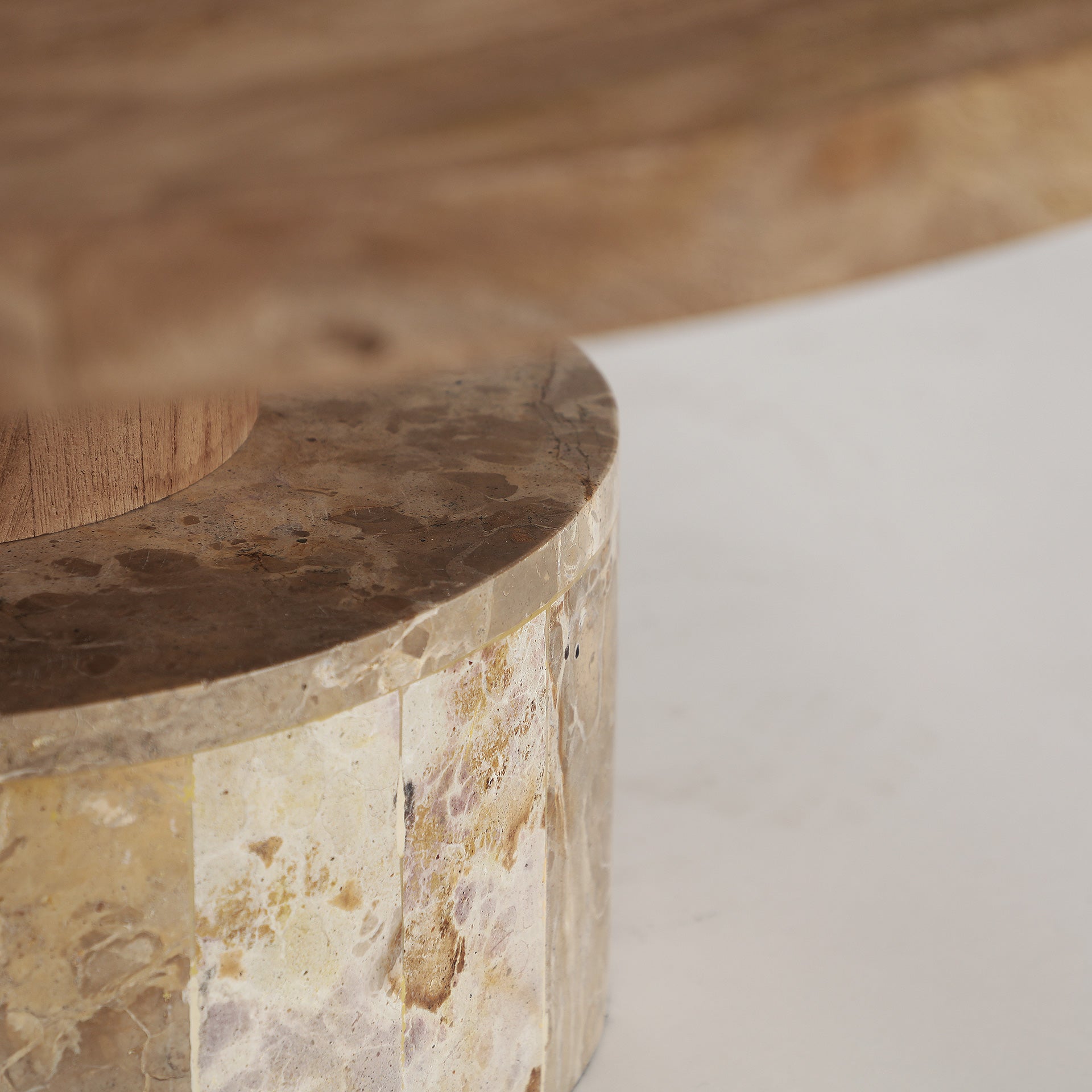 VAYRES COFFEE TABLE