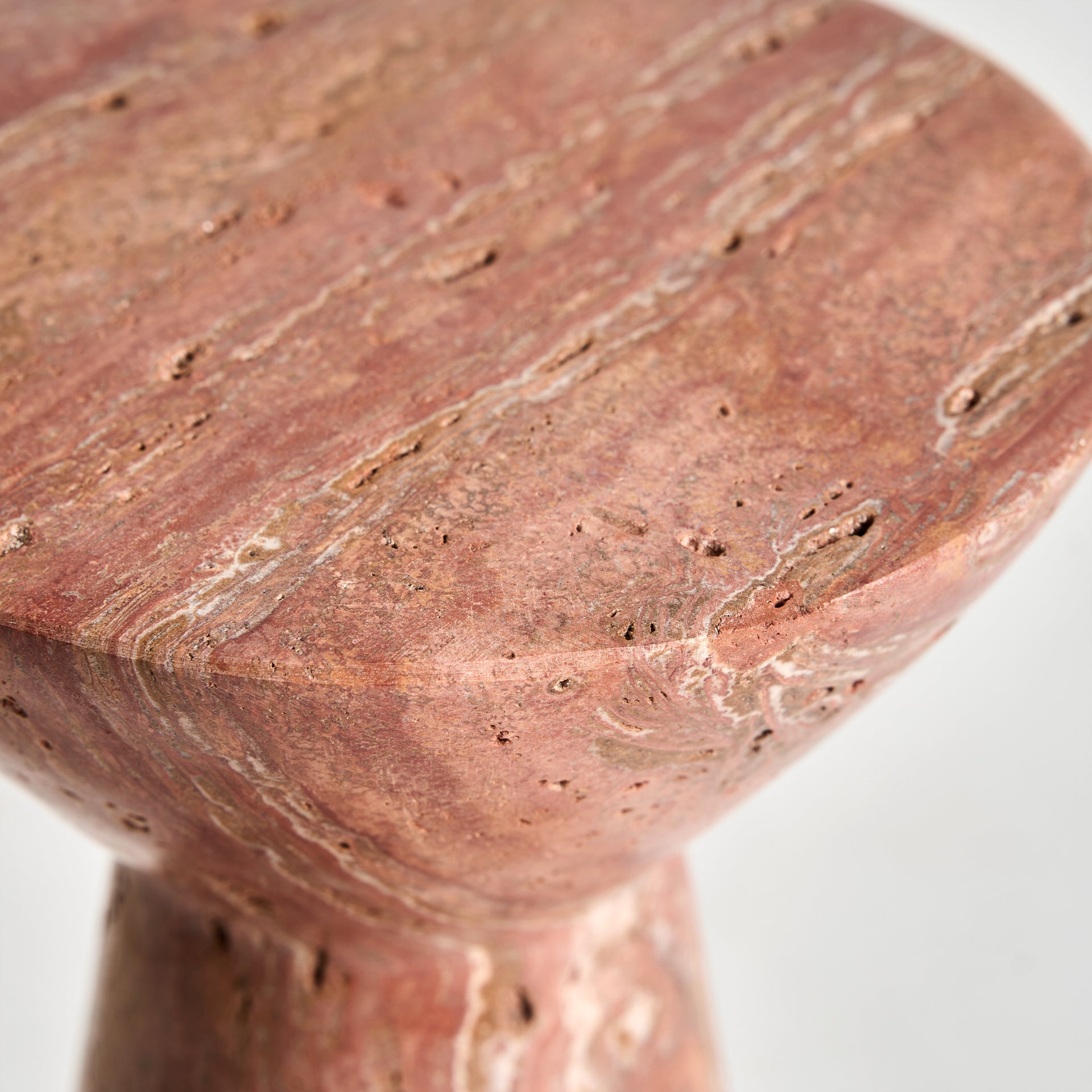 LUDUS SIDE TABLE