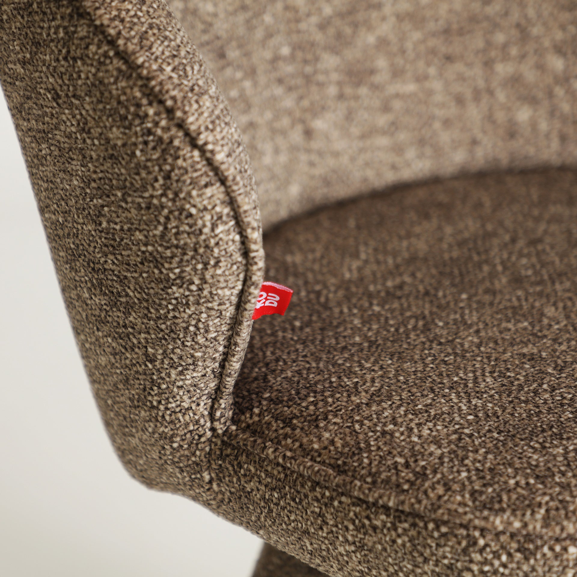 WANNE CHAIR