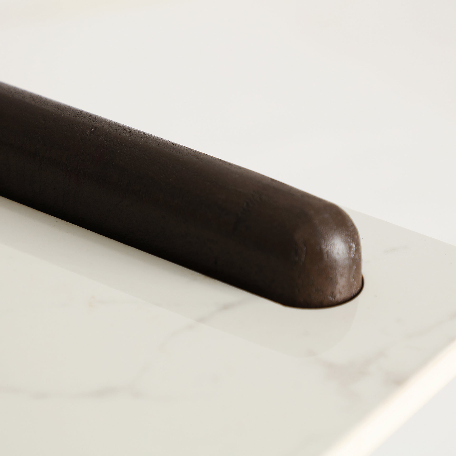 ARTIX SIDE TABLE