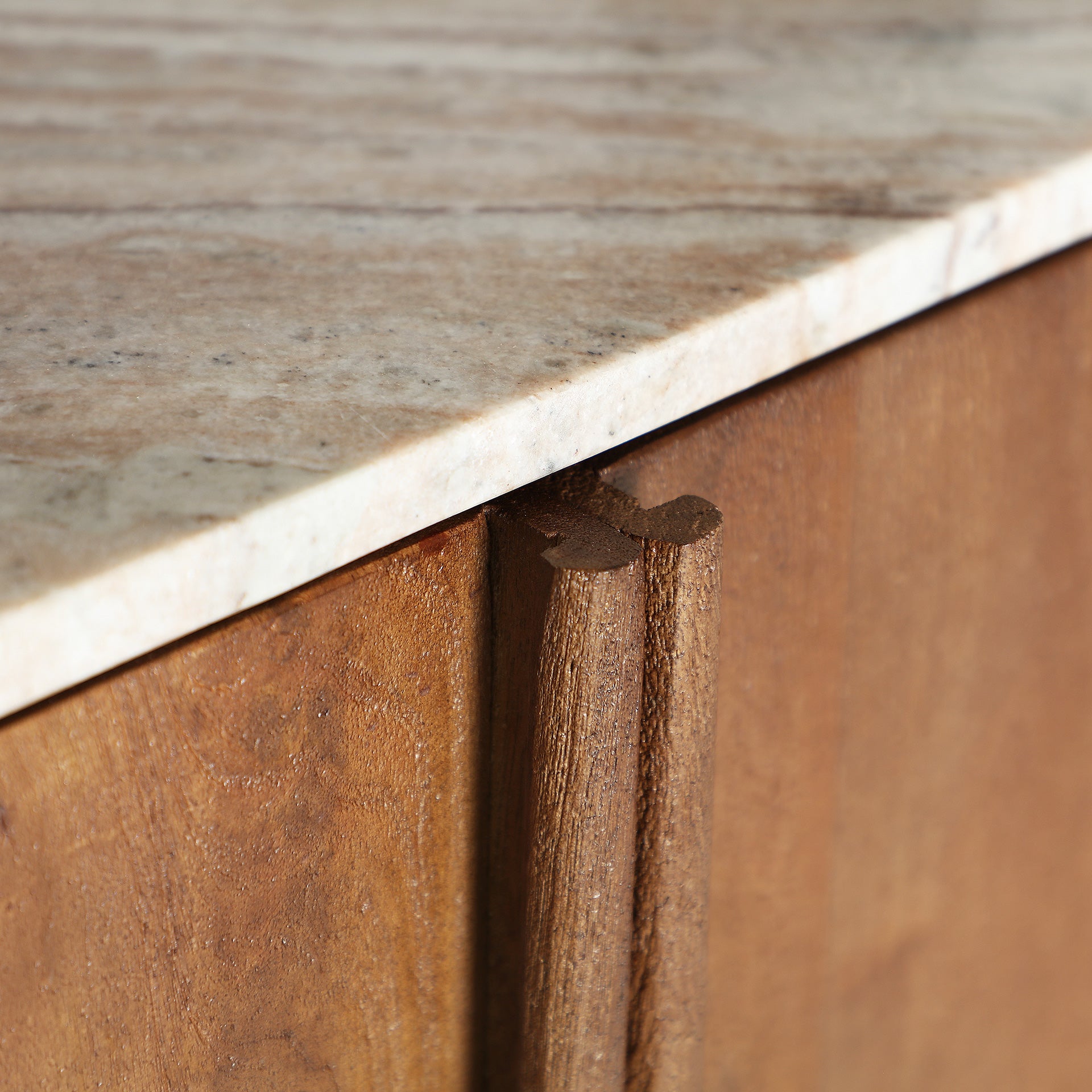 DROUX BOOKCASE