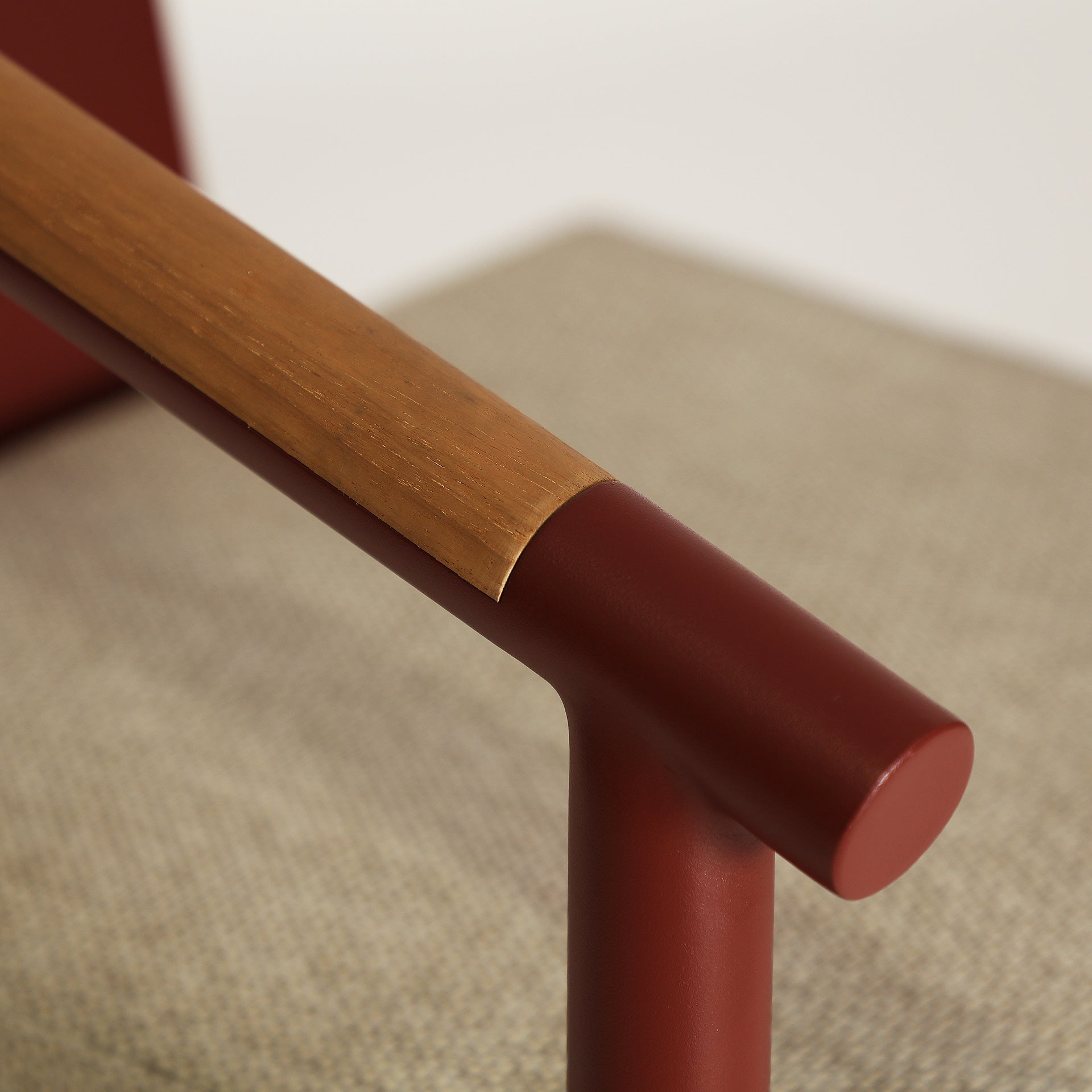 MOSNAY CHAIR