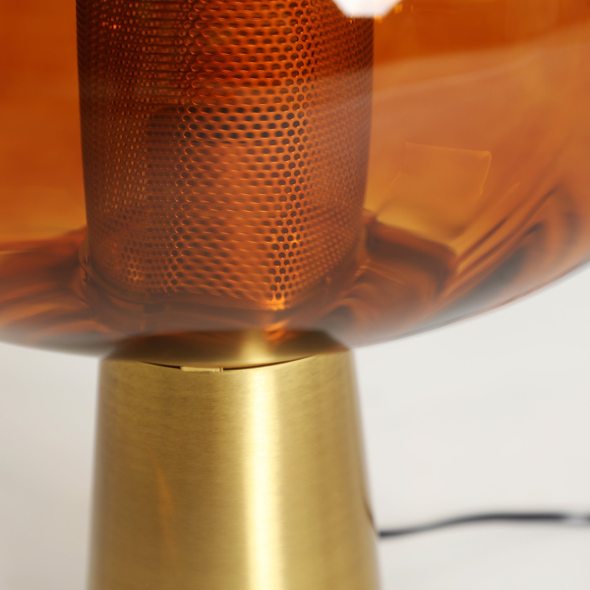 SLAVEC TABLE LAMP