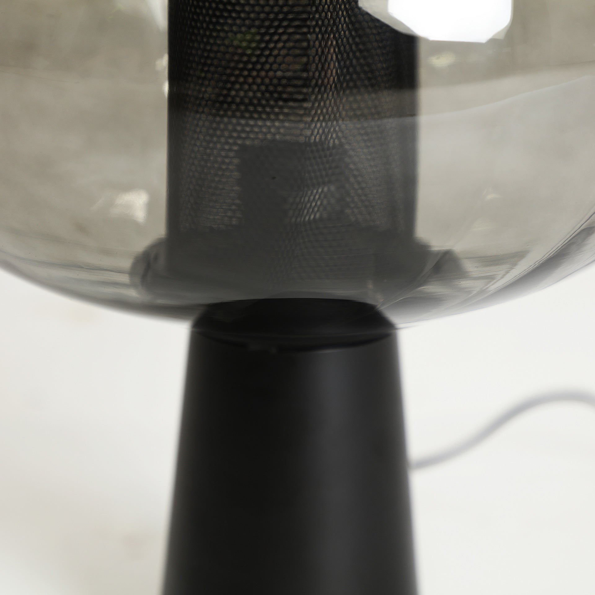 SLAVEC TABLE LAMP