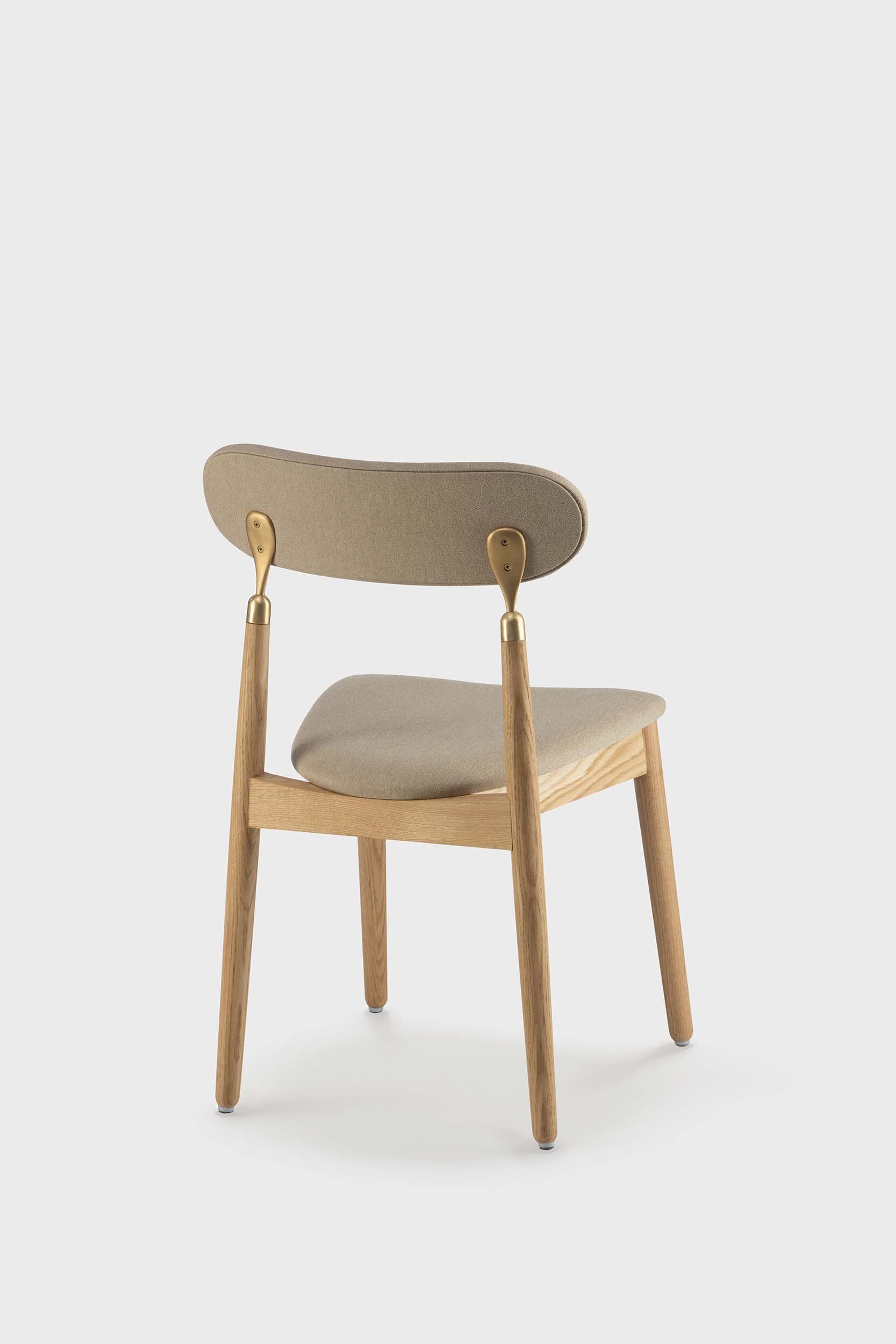 7.1 Oak Dining Chair