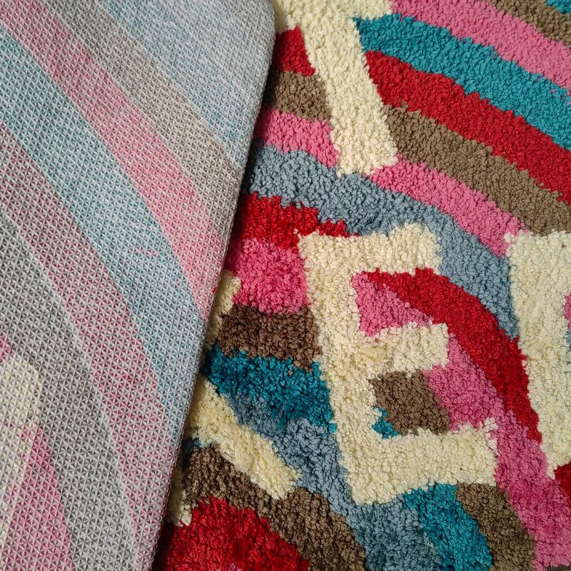 SkandiShop Rainbow Get Naked Bath Mat Soft