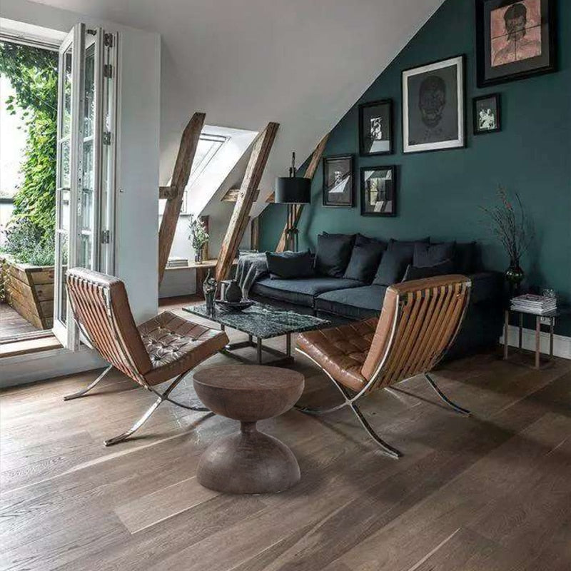 SkandiShop hourglass table