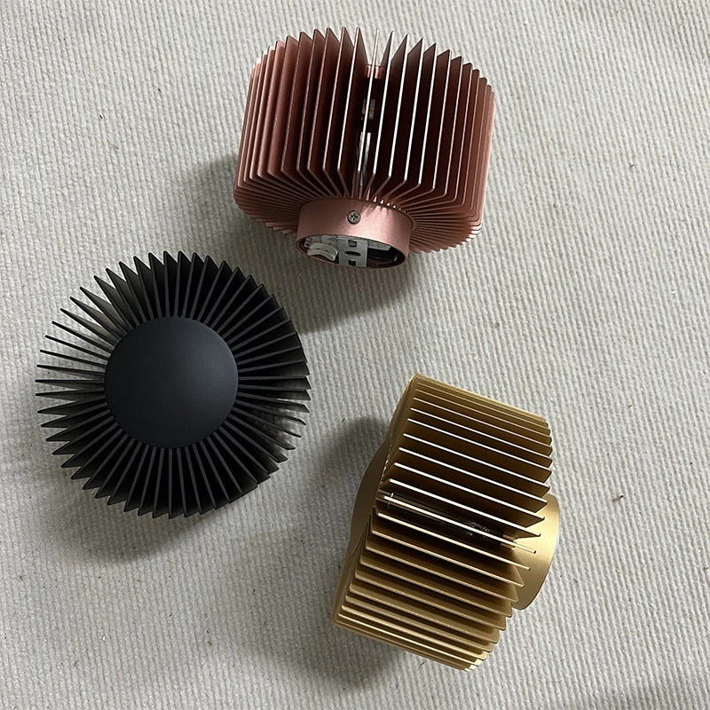 SkandiShop Modern Aluminum Wall Sconce