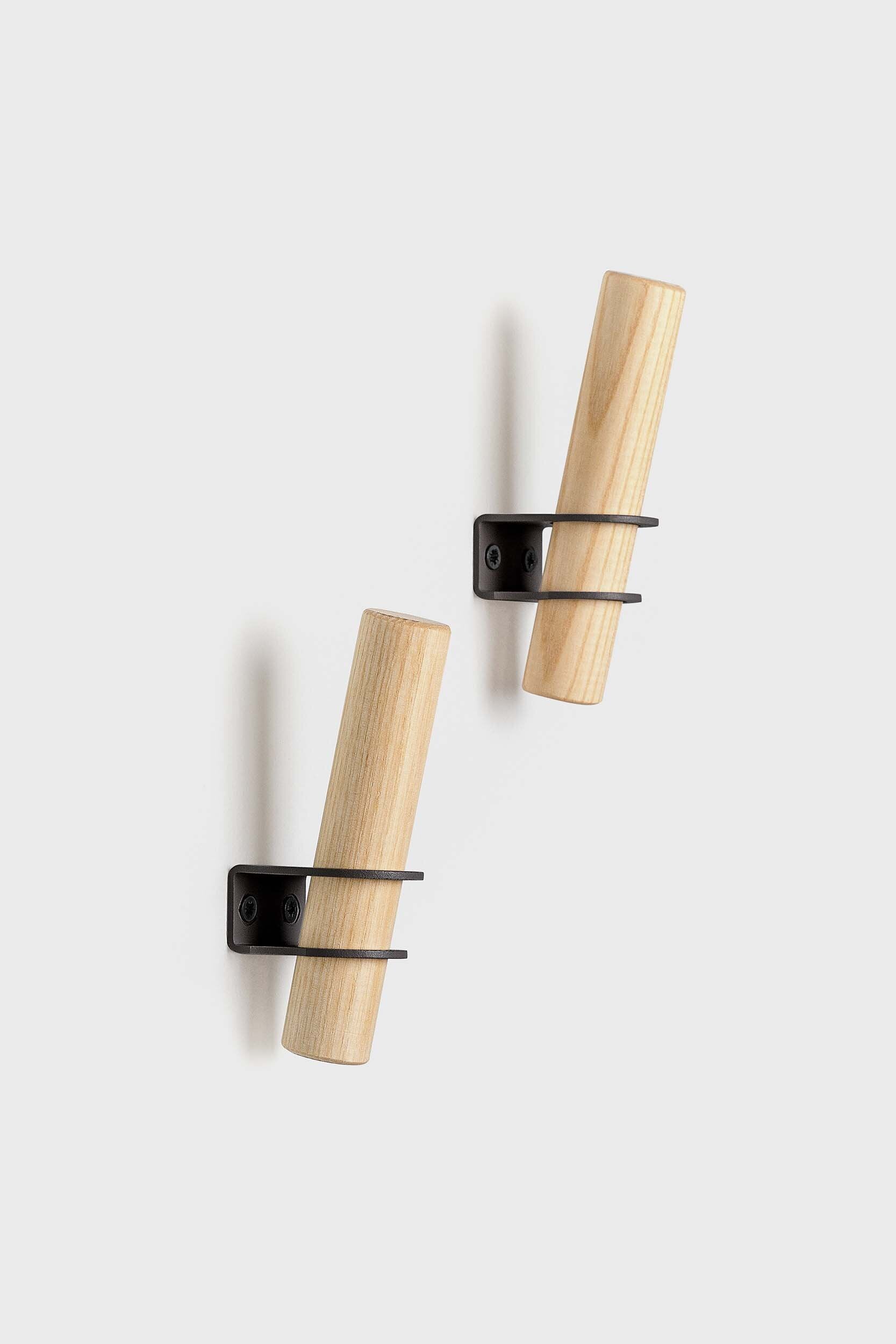 Torch Wooden Hook Rack