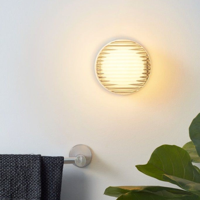 SkandiShop Nordic Wall Sconce Lamp