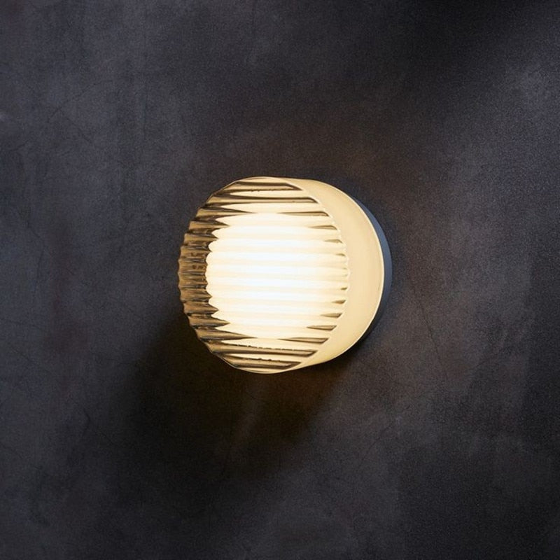 SkandiShop Nordic Wall Sconce Lamp
